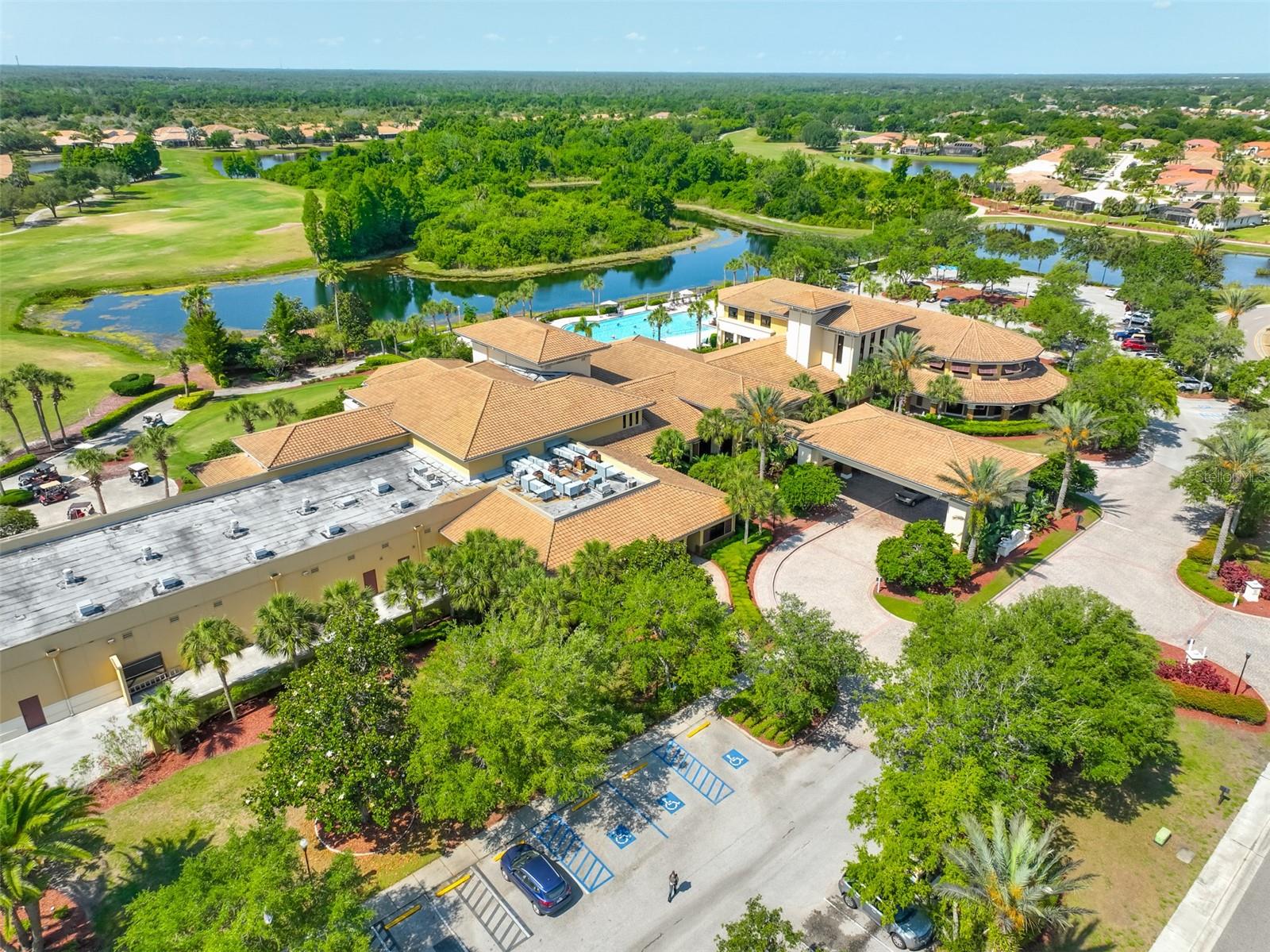 1118 EMERALD DUNES DR