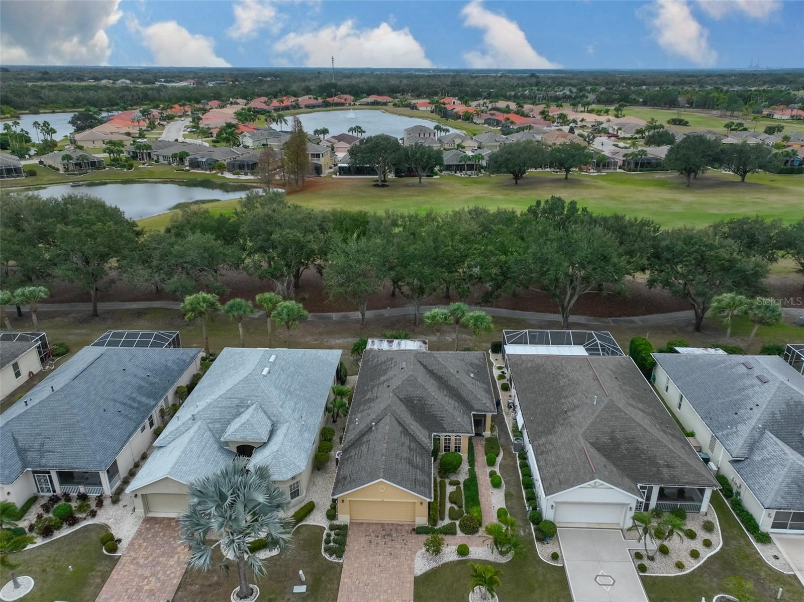 1118 EMERALD DUNES DR