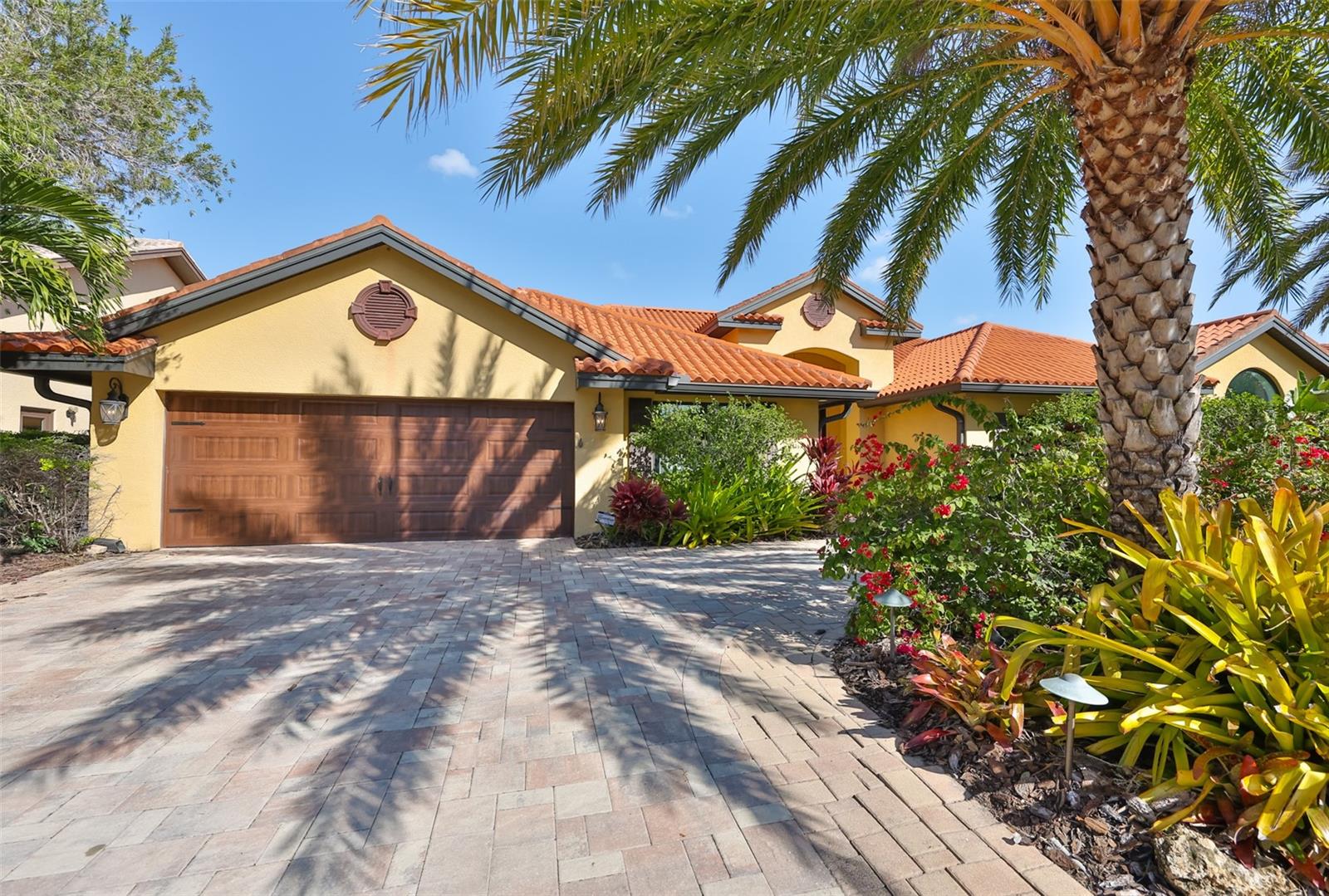 9805 COMPASS POINT WAY