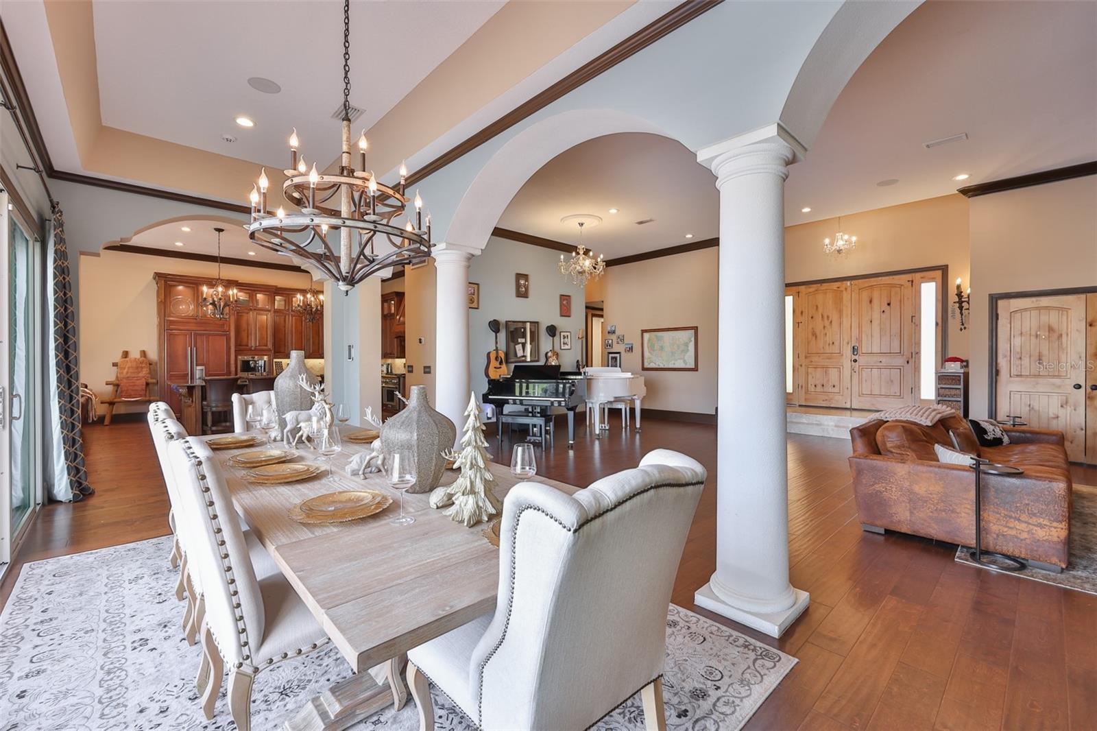 9805 COMPASS POINT WAY