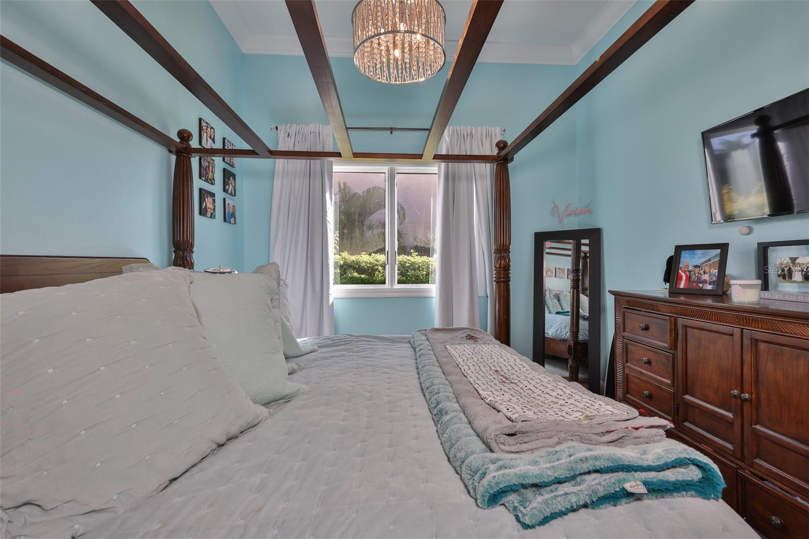 9805 COMPASS POINT WAY