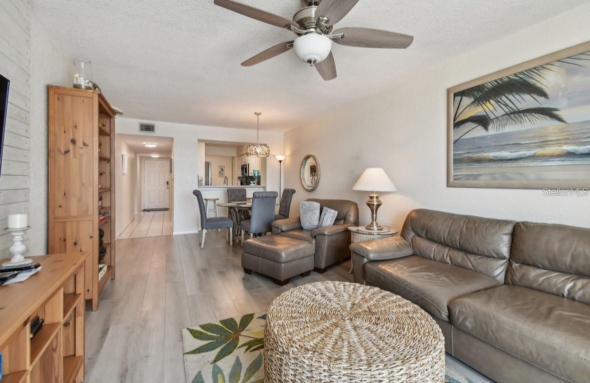 5701 BAHIA DEL MAR CIR #302