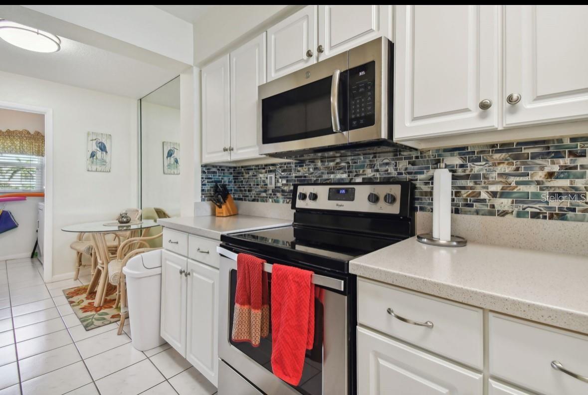 5701 BAHIA DEL MAR CIR #302