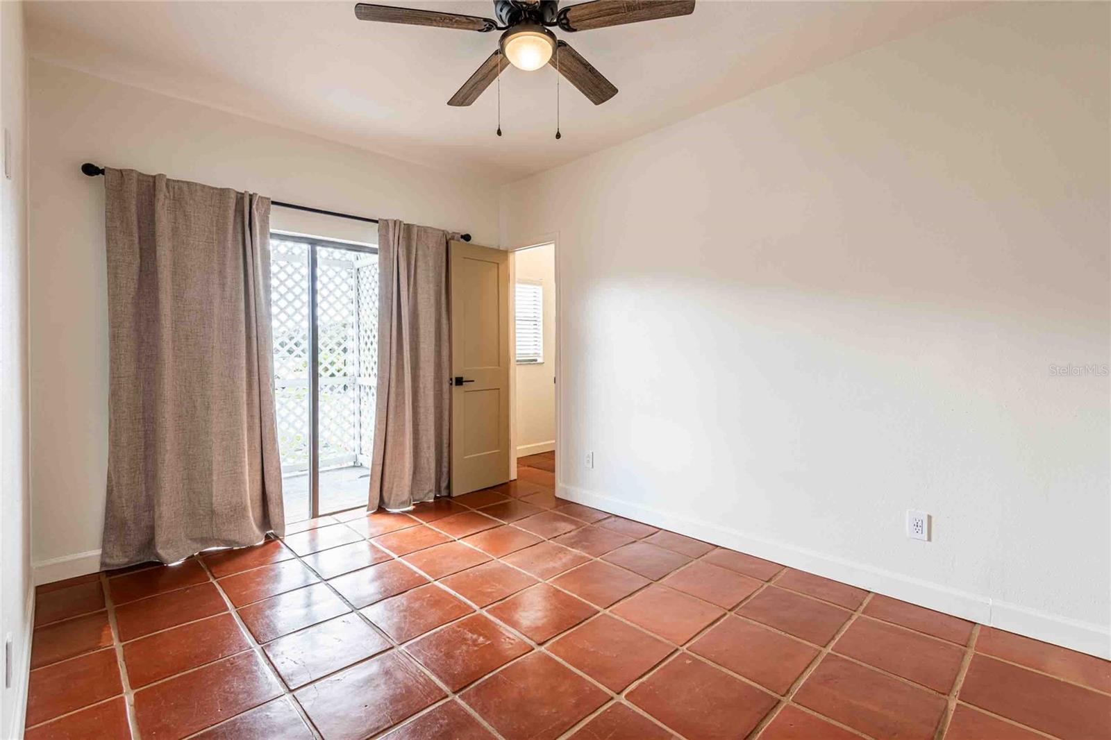 4405 W FAIR OAKS AVE #8