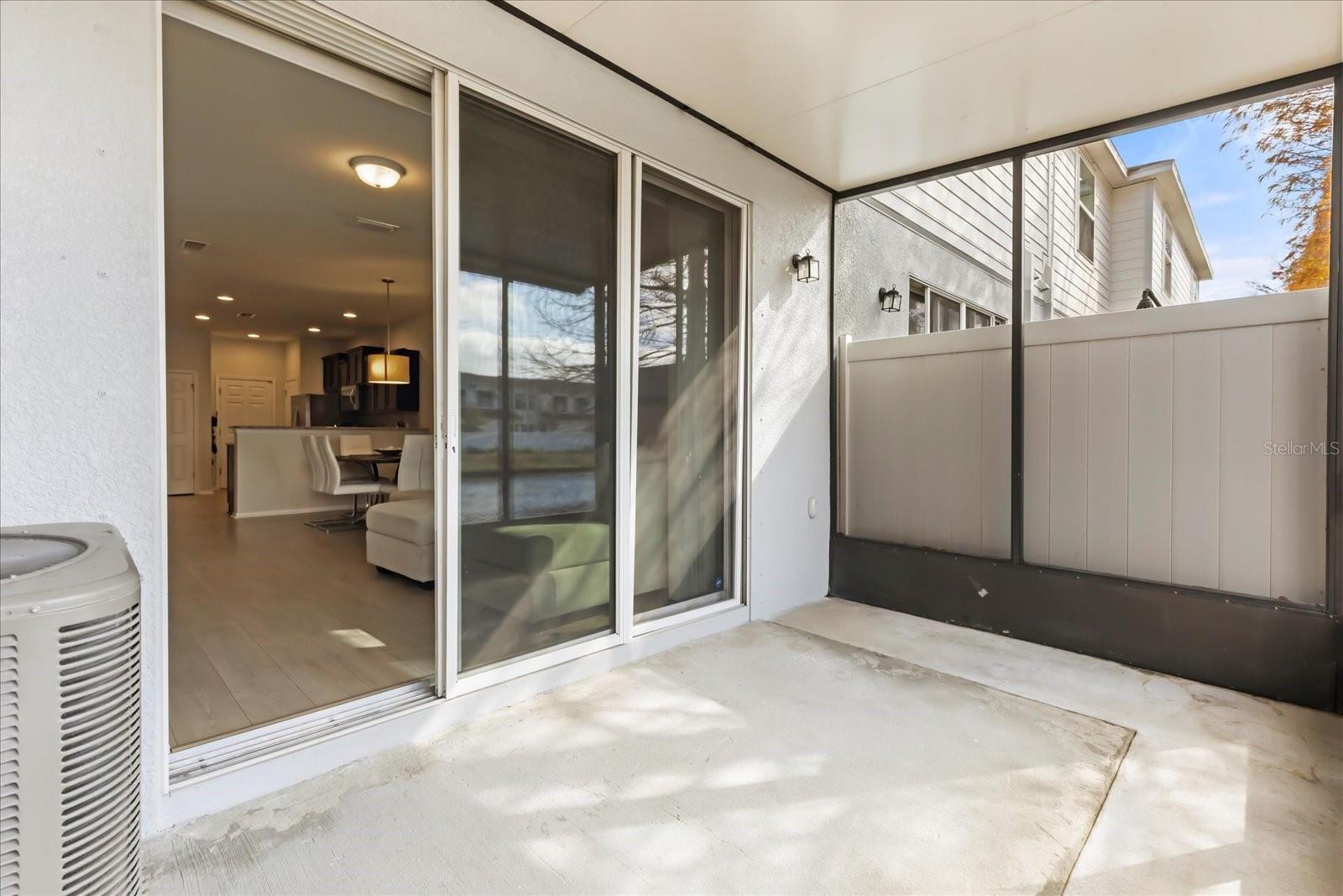 4909 WHITE SANDERLING CT