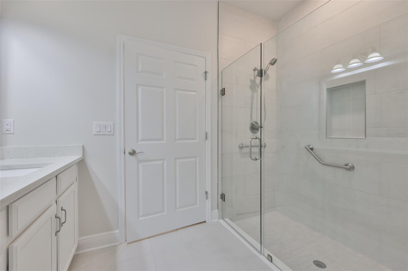 13908 KINGFISHER GLEN DR