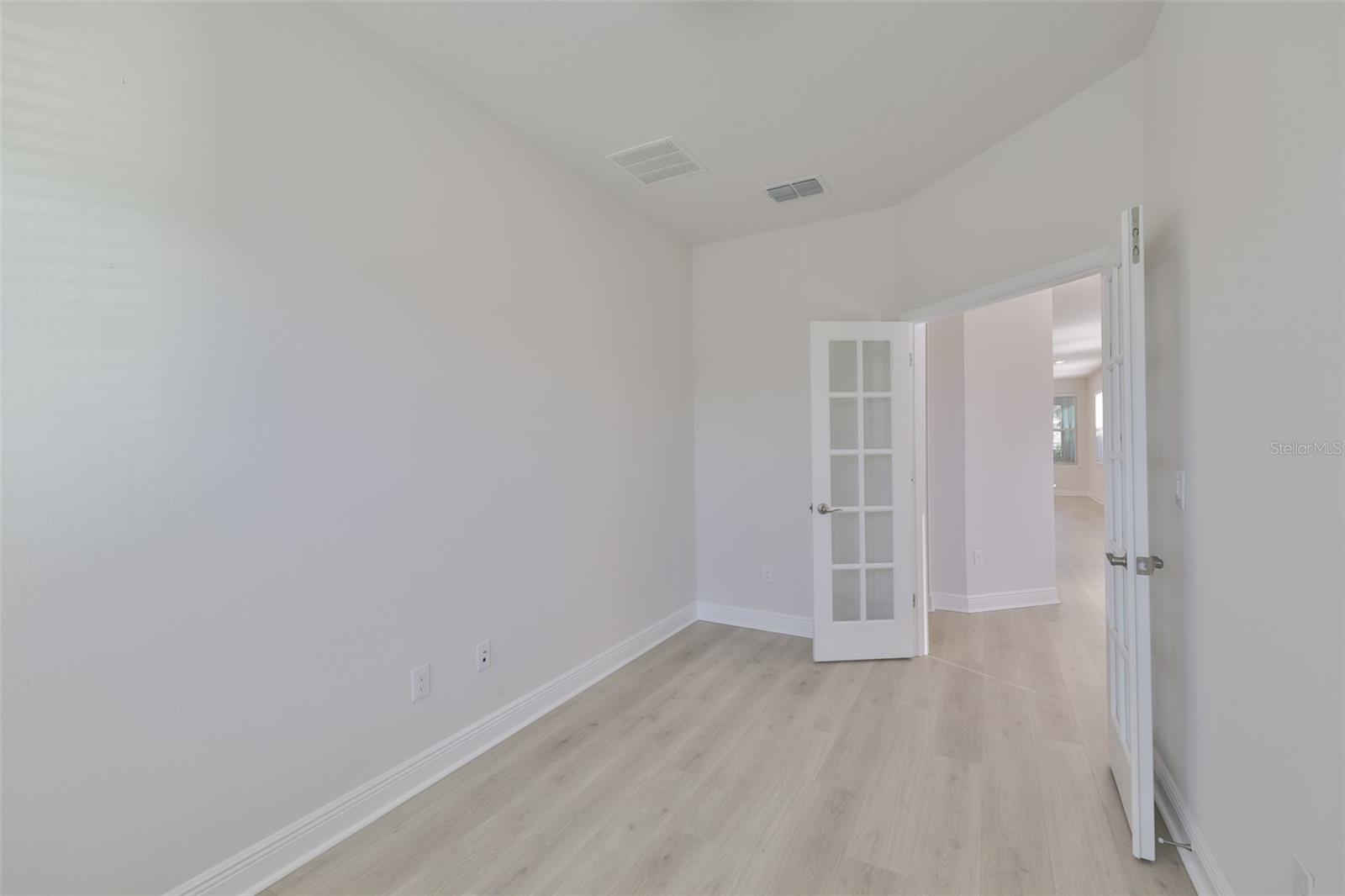 13908 KINGFISHER GLEN DR