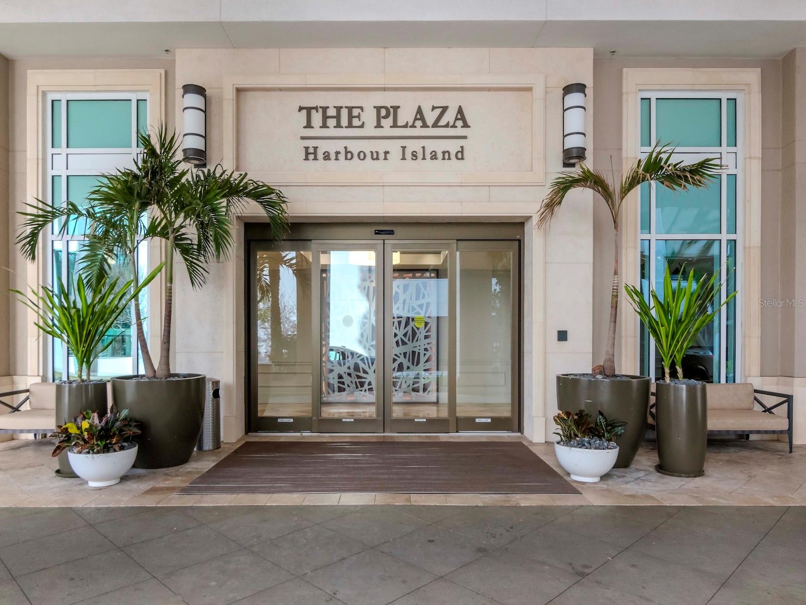 450 KNIGHTS RUN AVE #2102