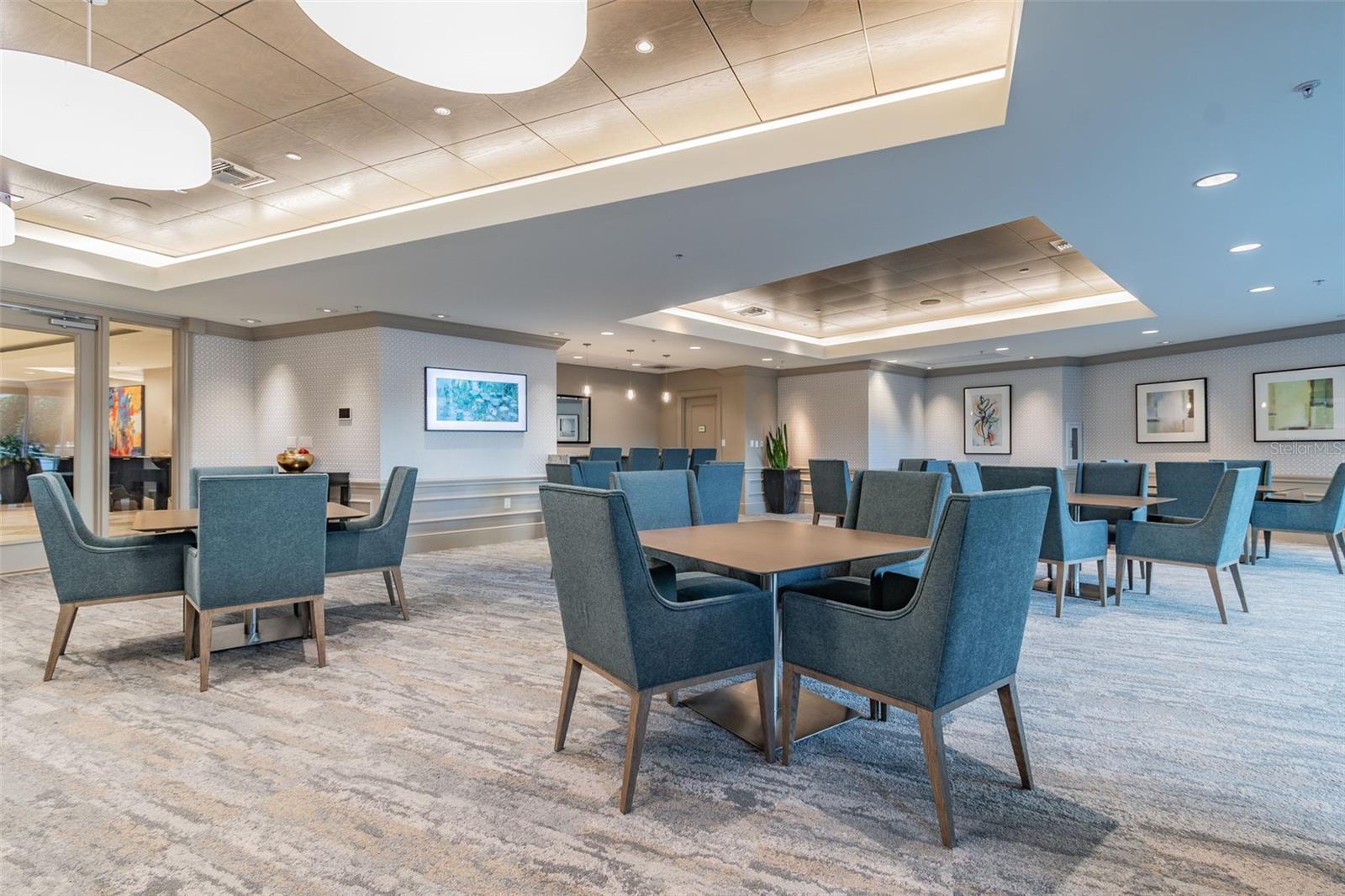 450 KNIGHTS RUN AVE #2102