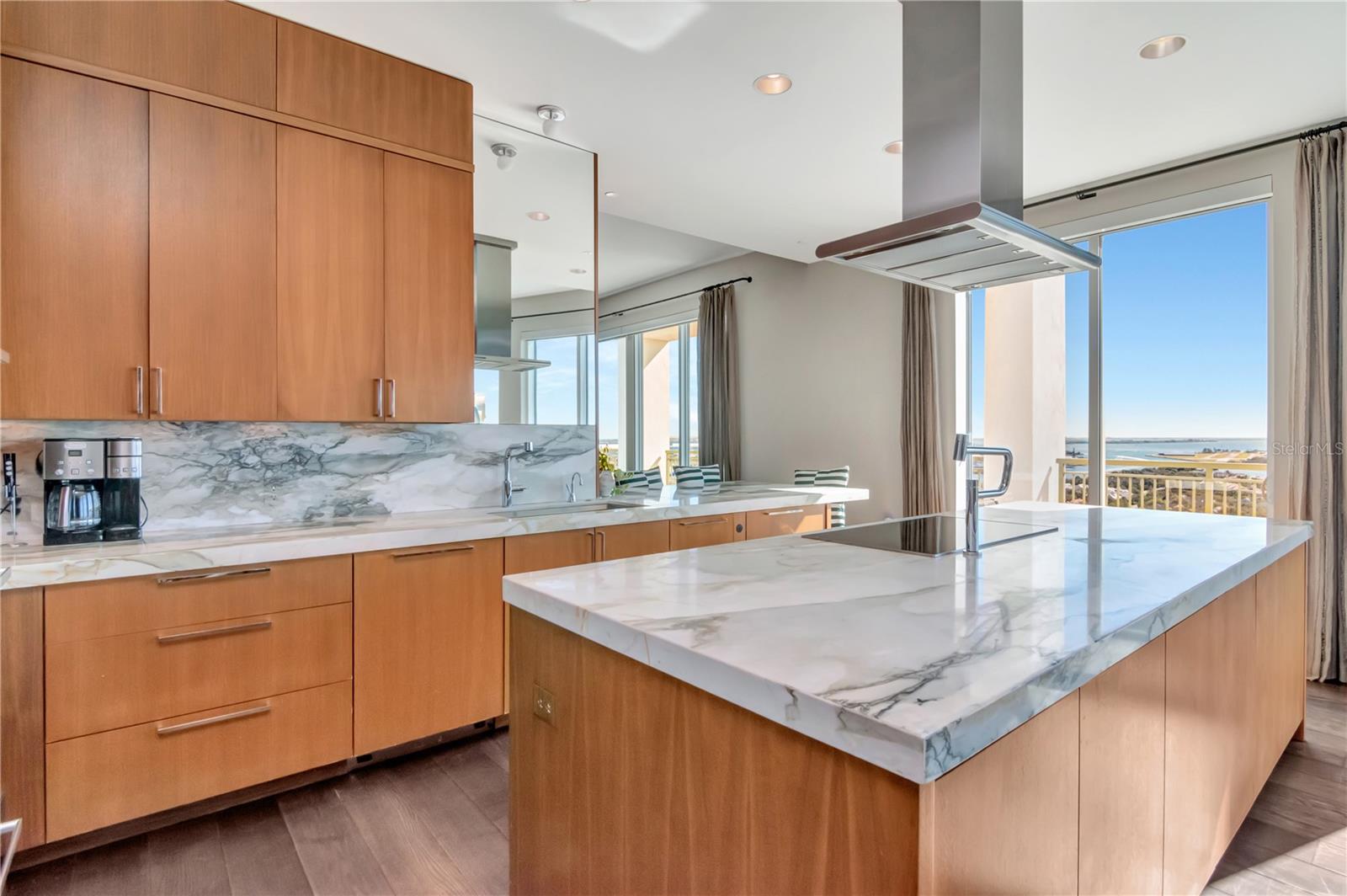 450 KNIGHTS RUN AVE #2102