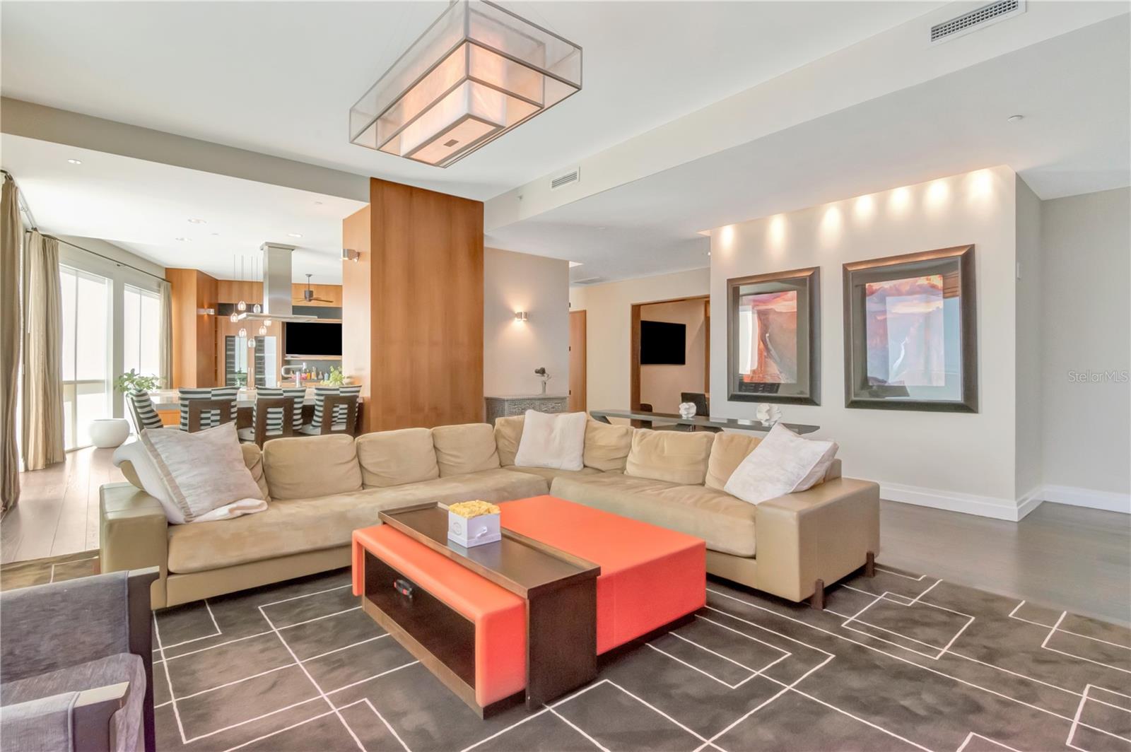 450 KNIGHTS RUN AVE #2102