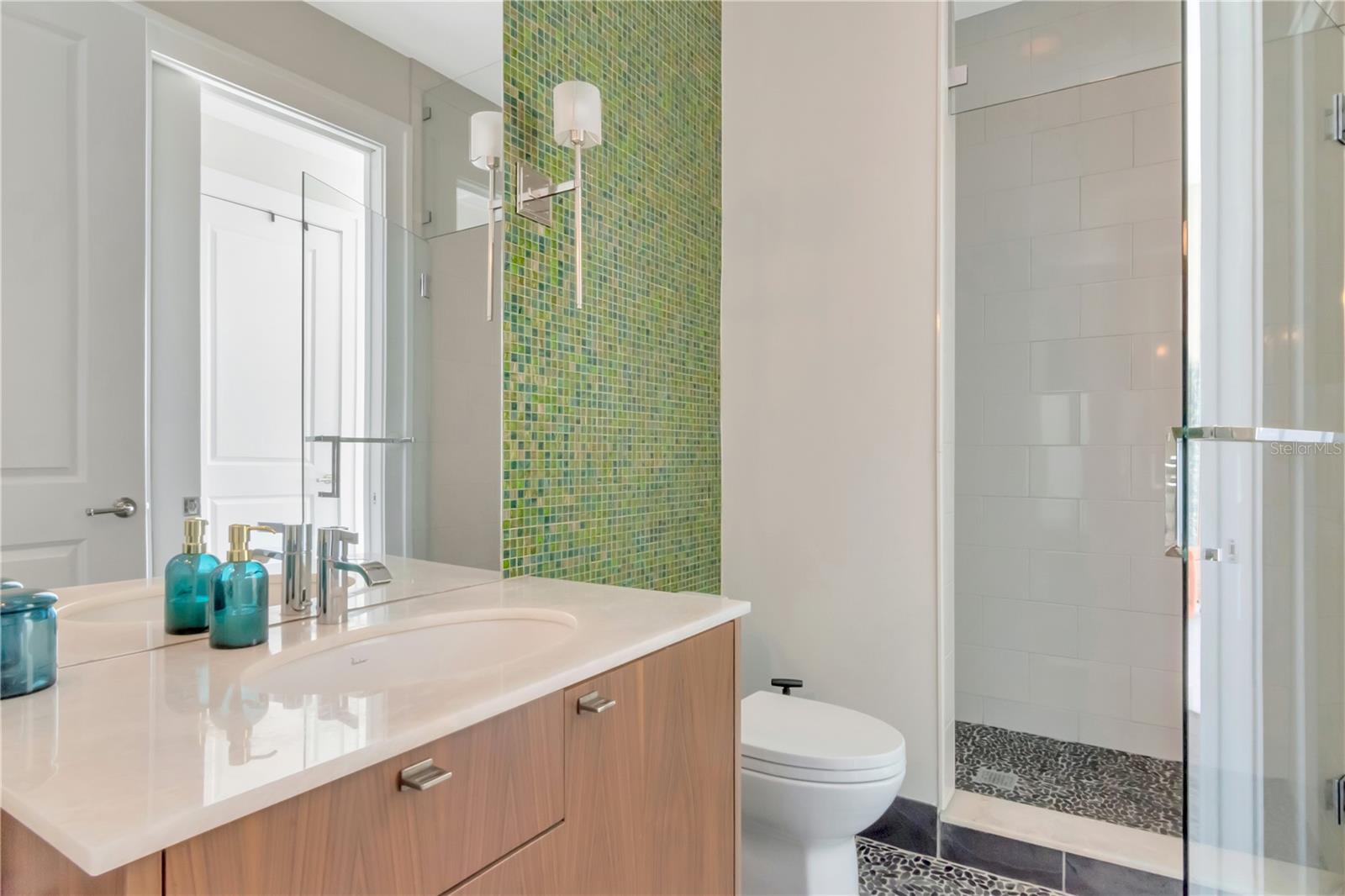 450 KNIGHTS RUN AVE #2102