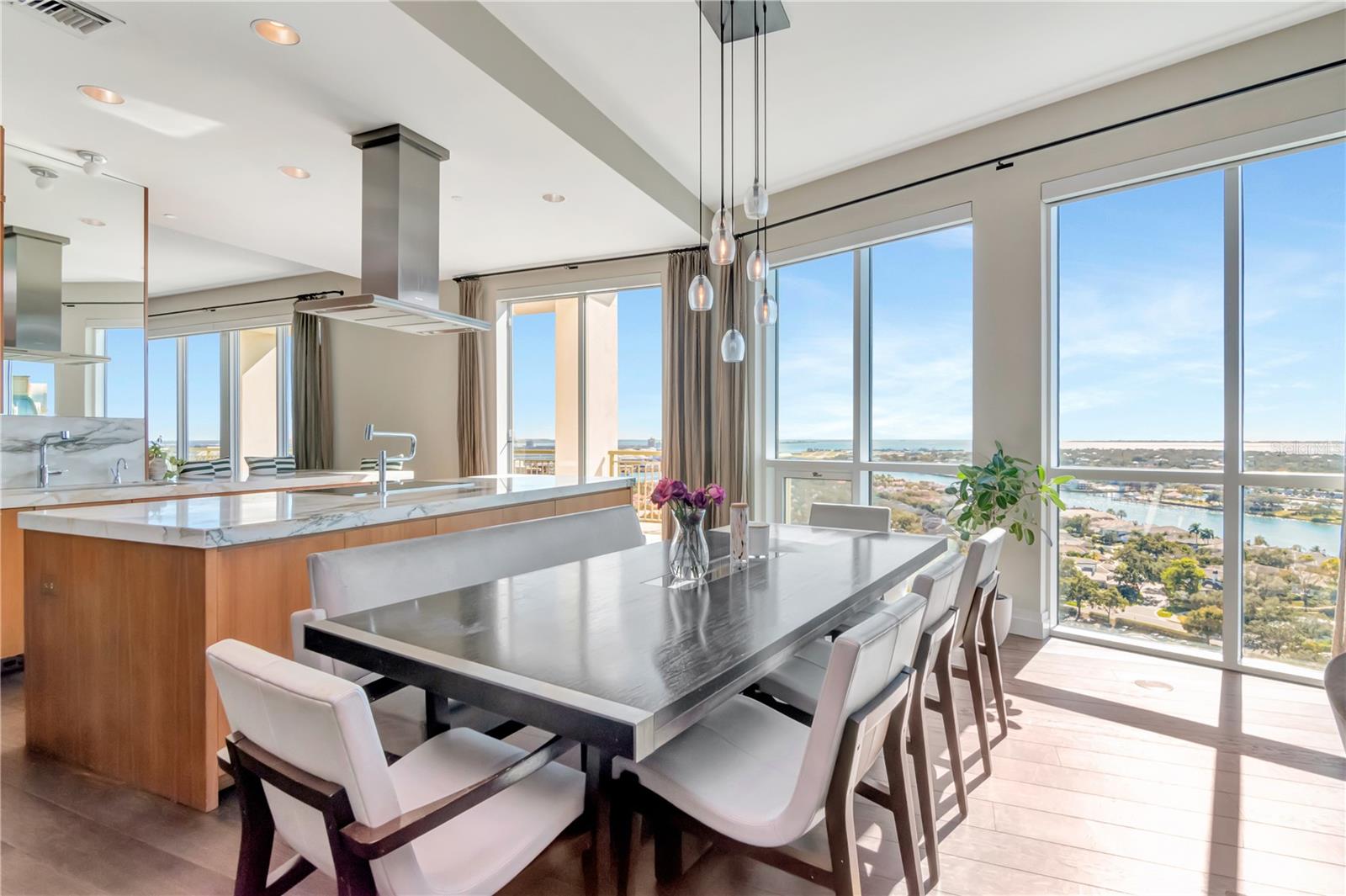 450 KNIGHTS RUN AVE #2102