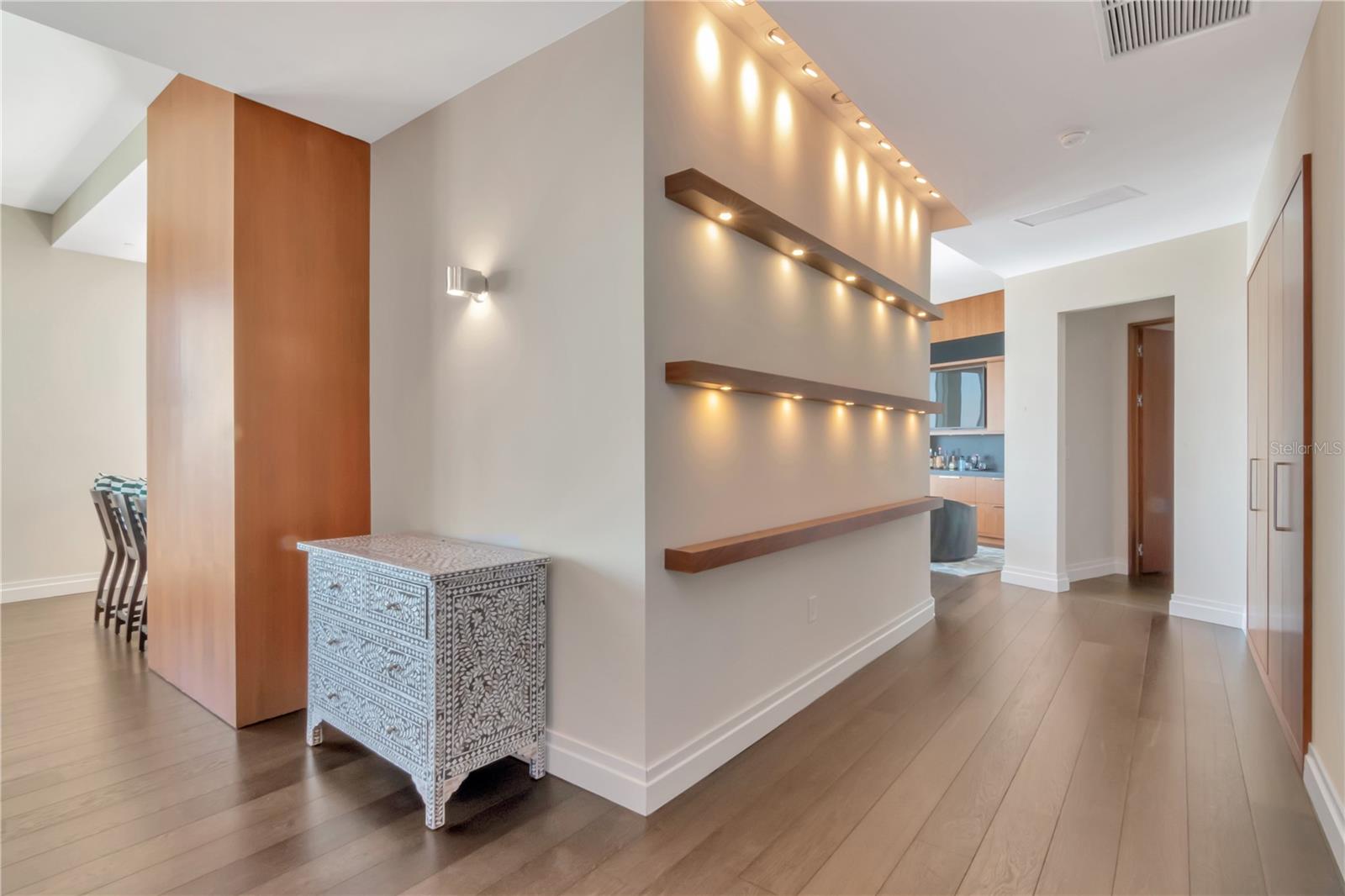 450 KNIGHTS RUN AVE #2102