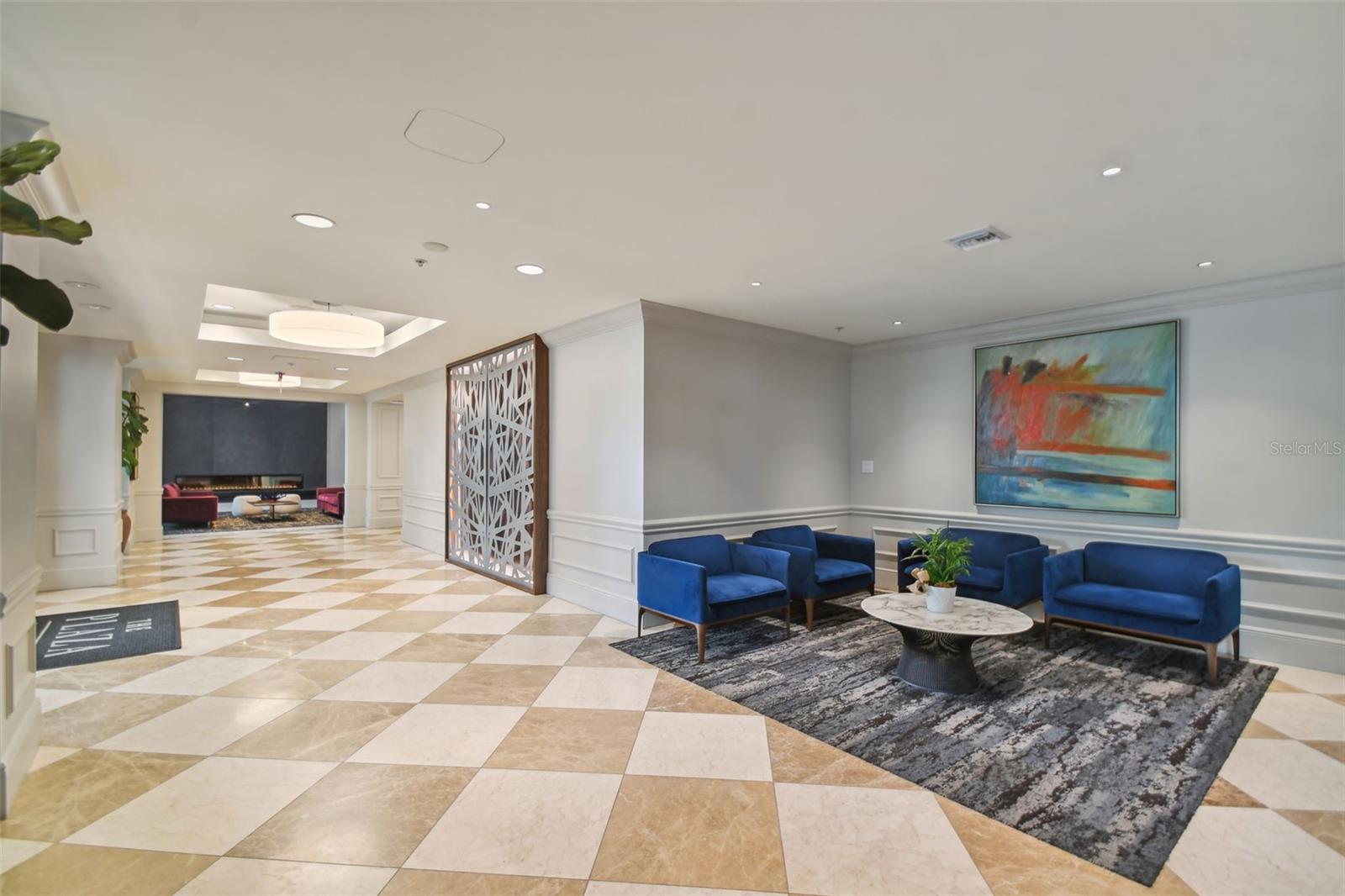 450 KNIGHTS RUN AVE #2102