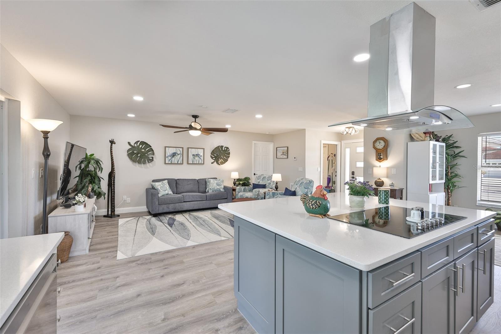 6518 SENEGAL PALM WAY