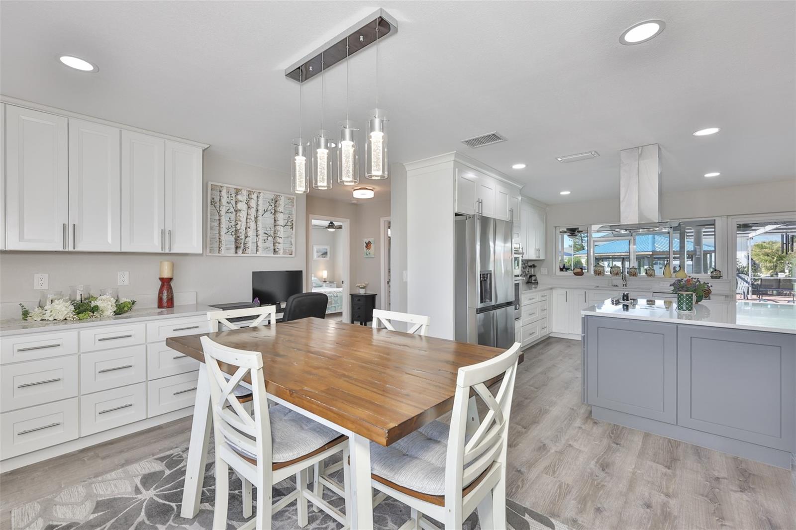 6518 SENEGAL PALM WAY