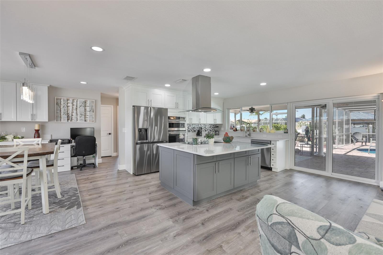 6518 SENEGAL PALM WAY