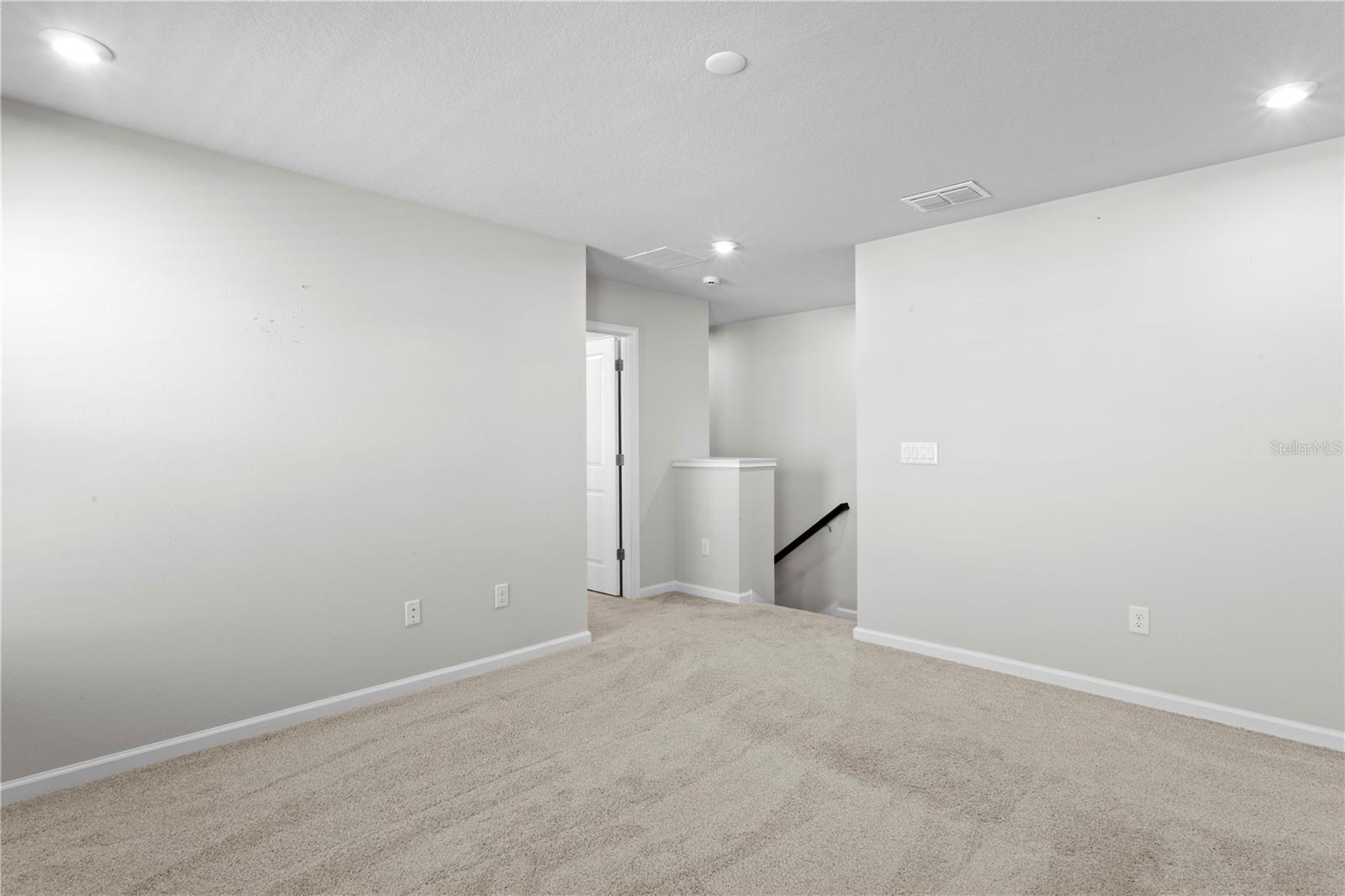 8519 PRIMROSE WILLOW PL