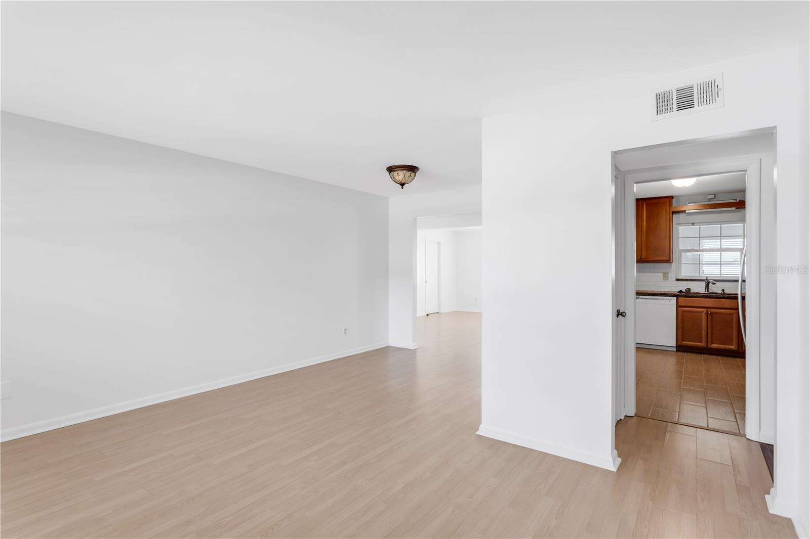 3414 W CARRINGTON ST