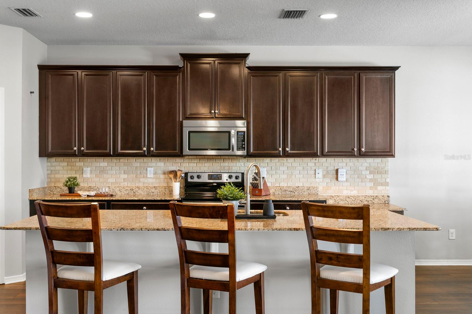 2839 MAPLE BROOK LOOP