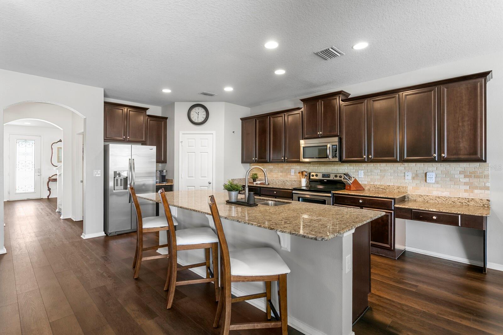 2839 MAPLE BROOK LOOP