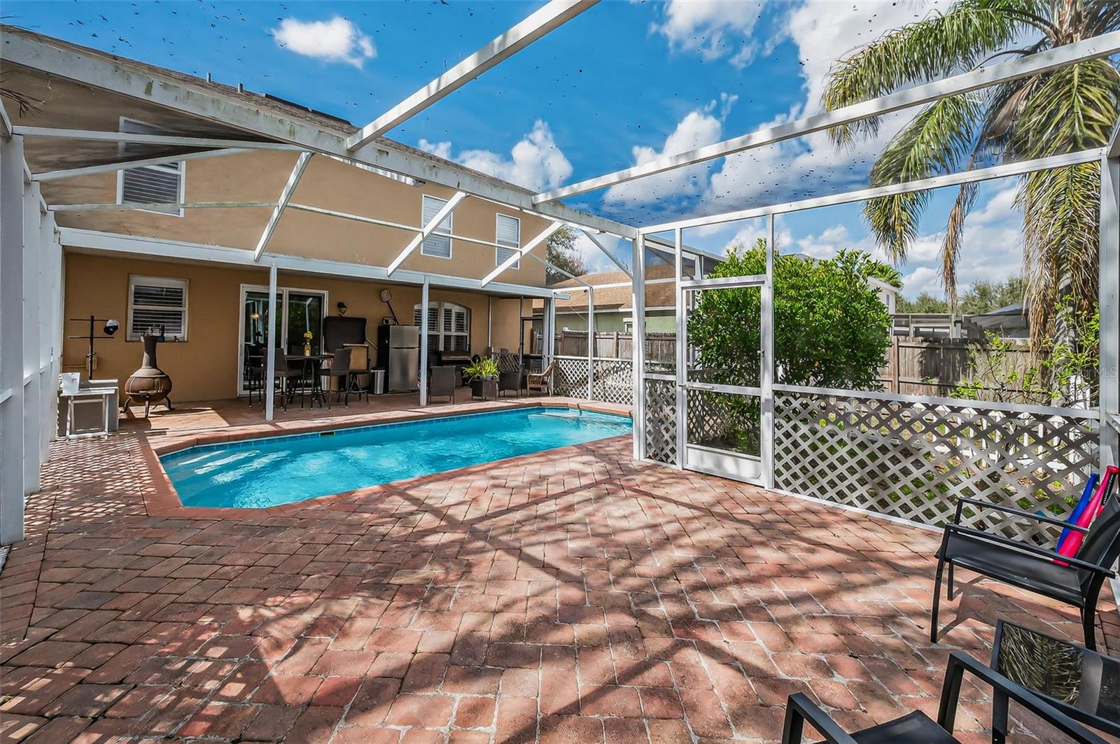 24809 HYDE PARK BLVD