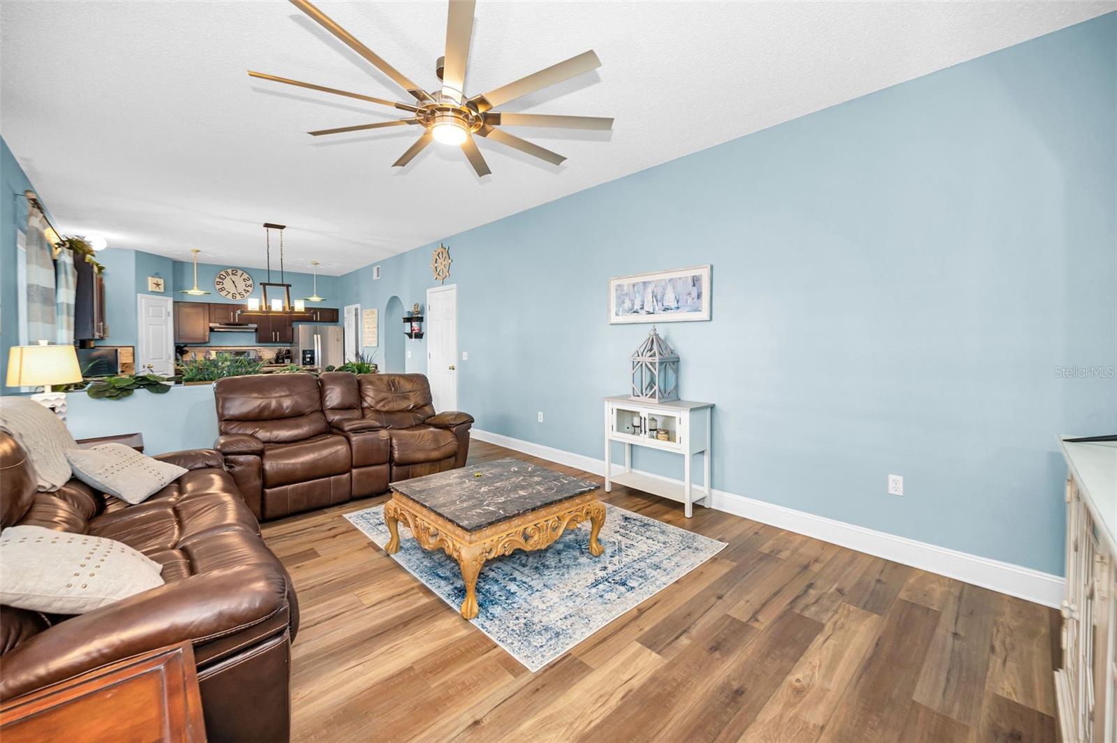 24809 HYDE PARK BLVD