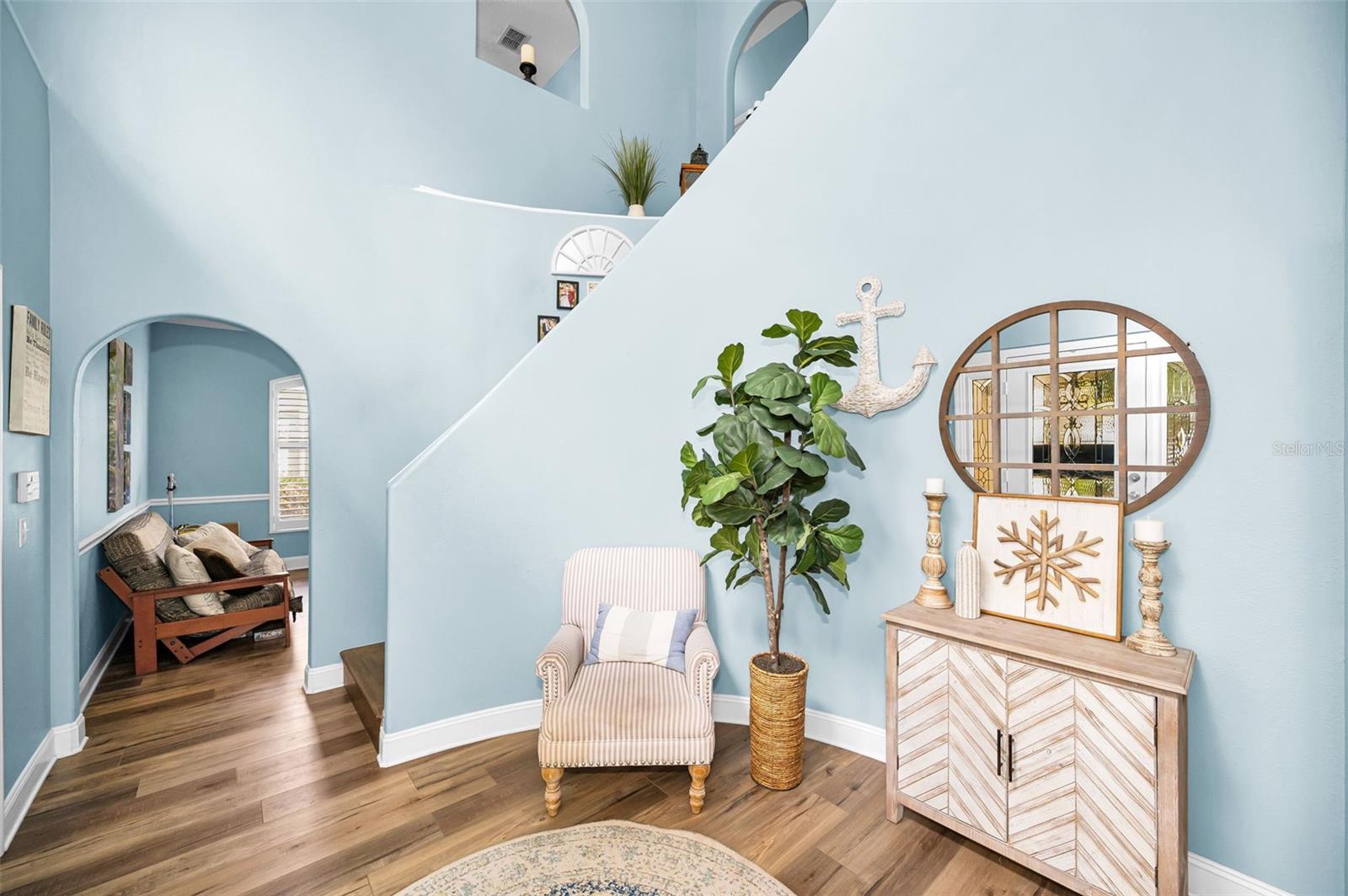 24809 HYDE PARK BLVD