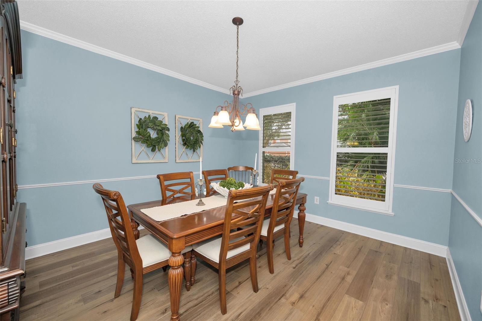 24809 HYDE PARK BLVD