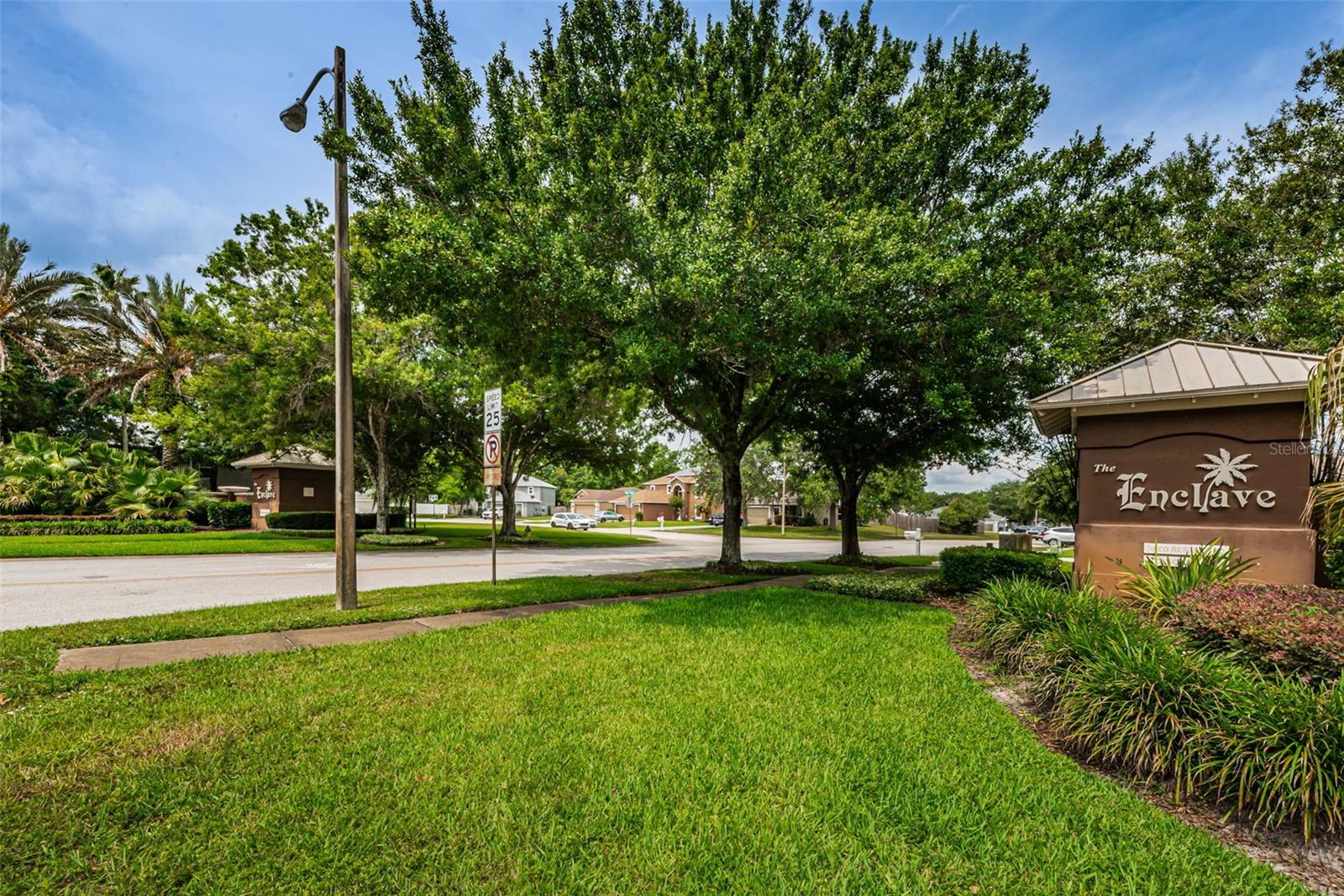 24809 HYDE PARK BLVD