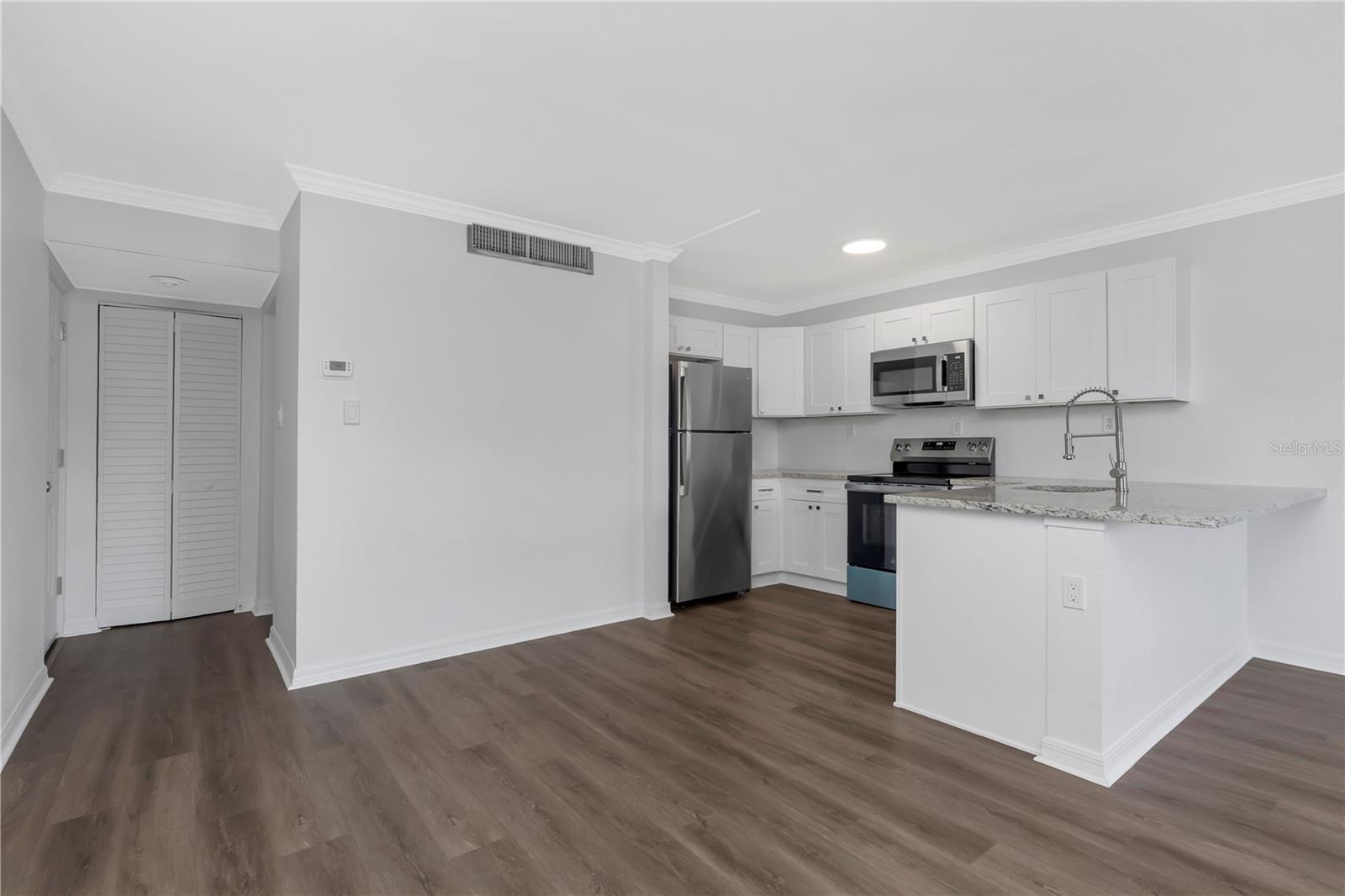 2424 W TAMPA BAY BLVD #F103