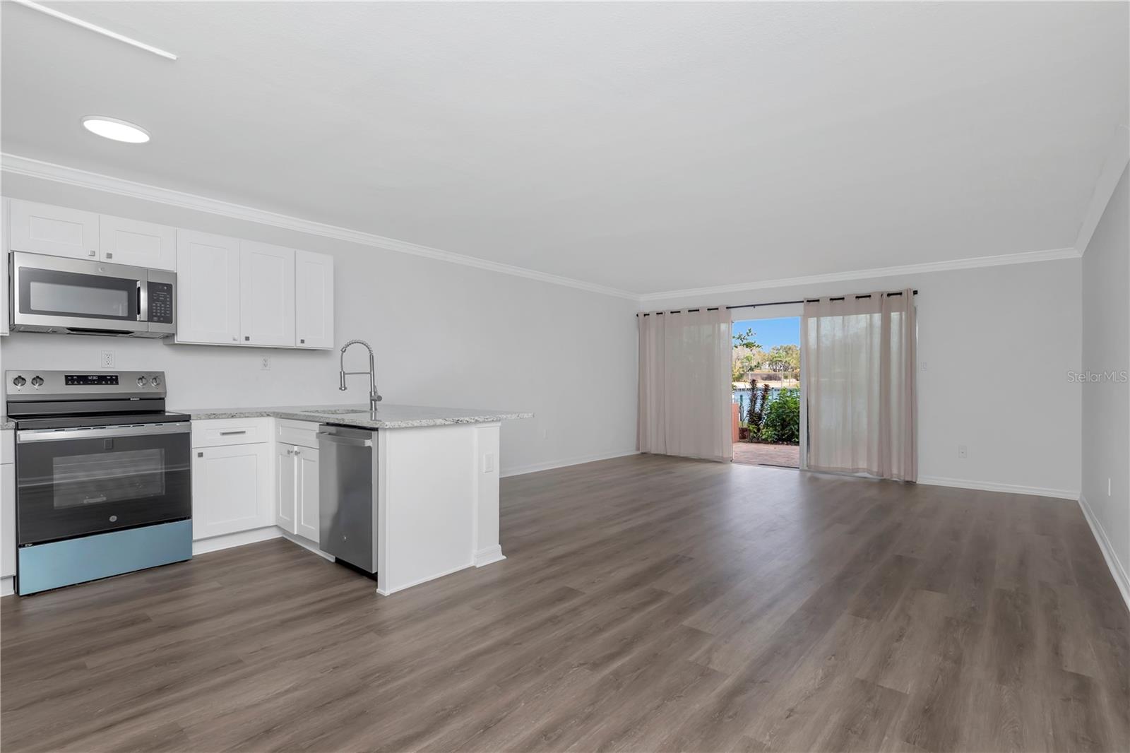 2424 W TAMPA BAY BLVD #F103