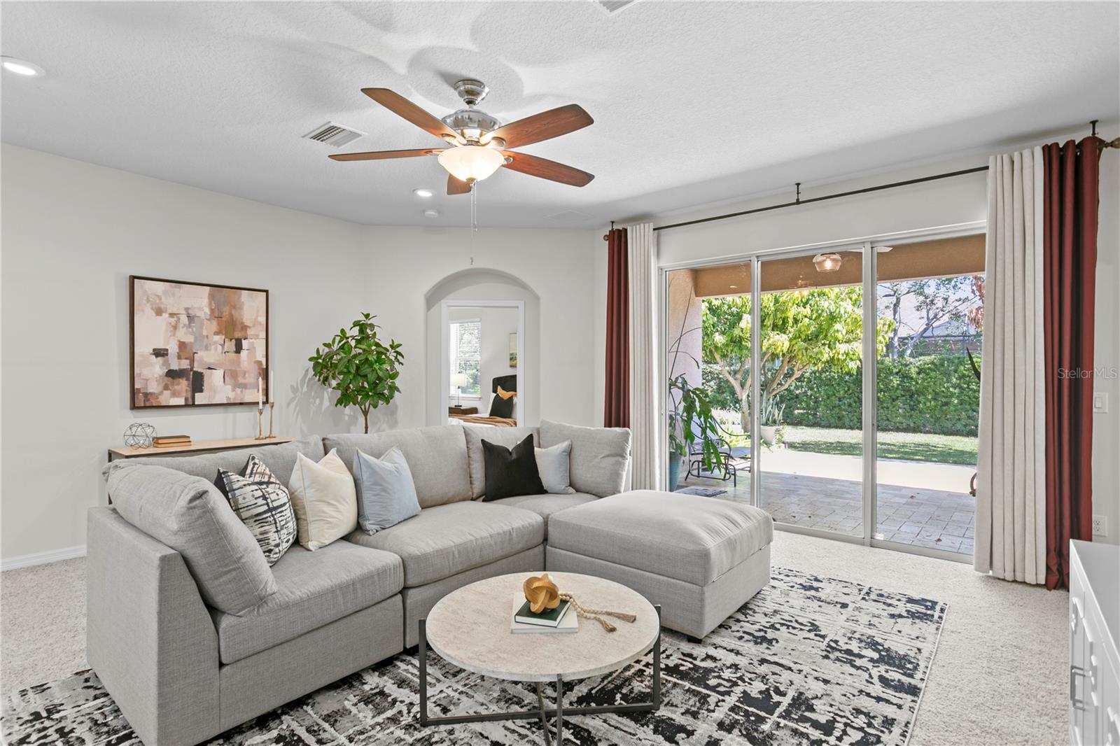 3205 MAJESTIC VIEW DR