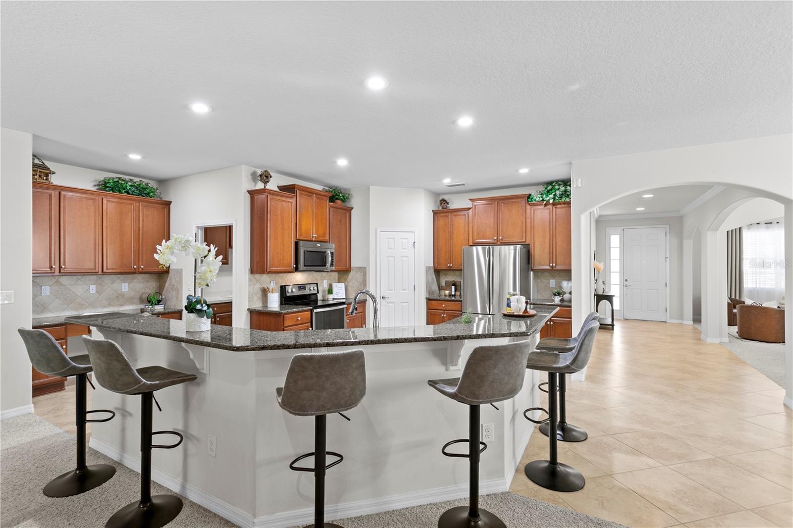 3205 MAJESTIC VIEW DR