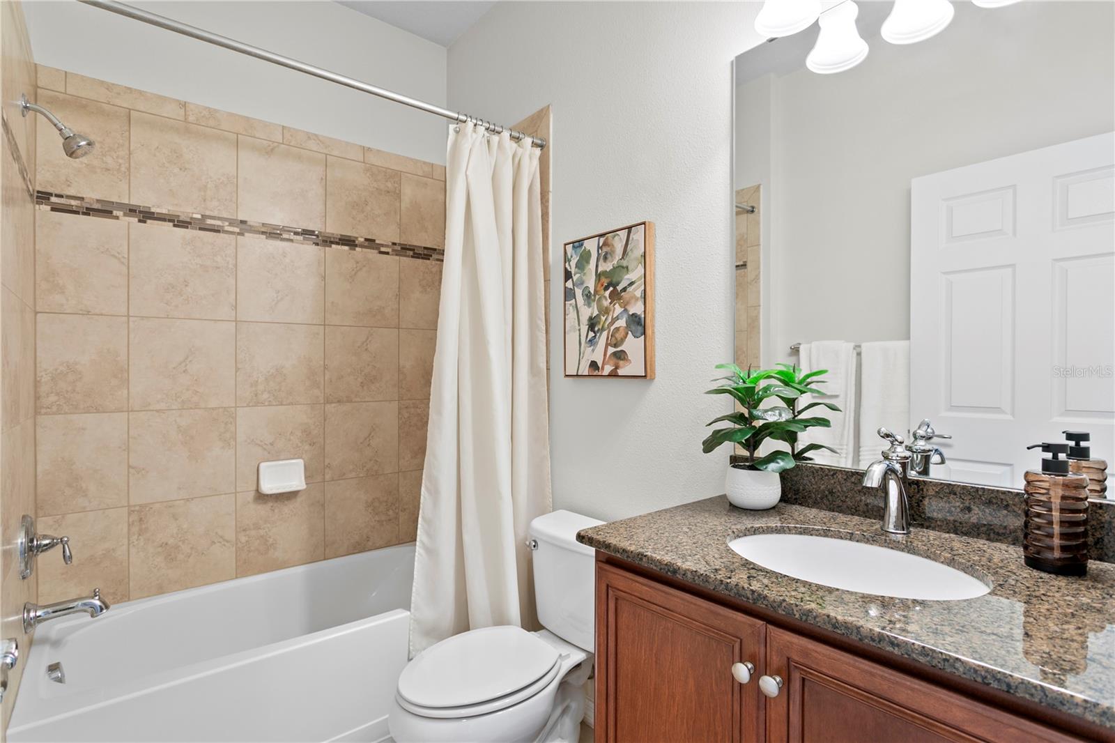 3205 MAJESTIC VIEW DR