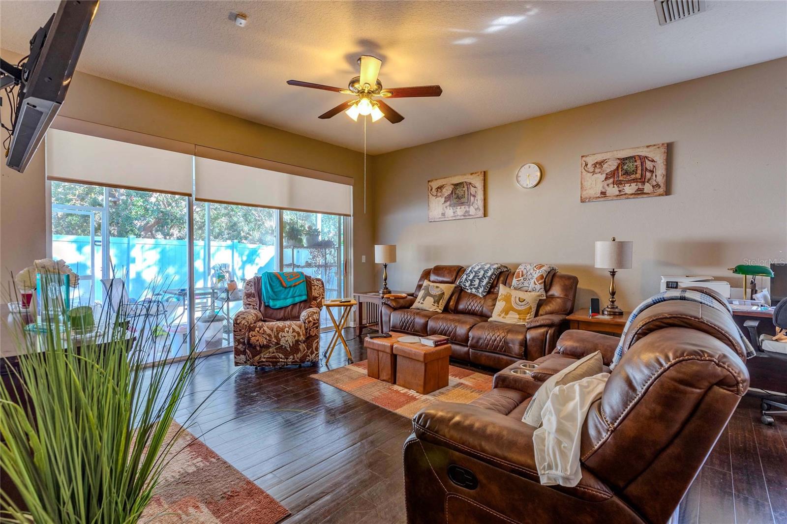 6803 GUILFORD CREST DR