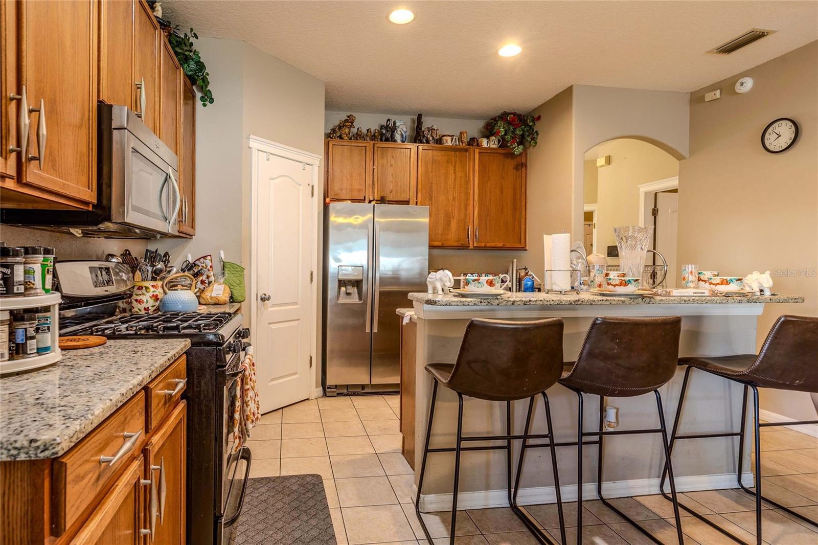 6803 GUILFORD CREST DR