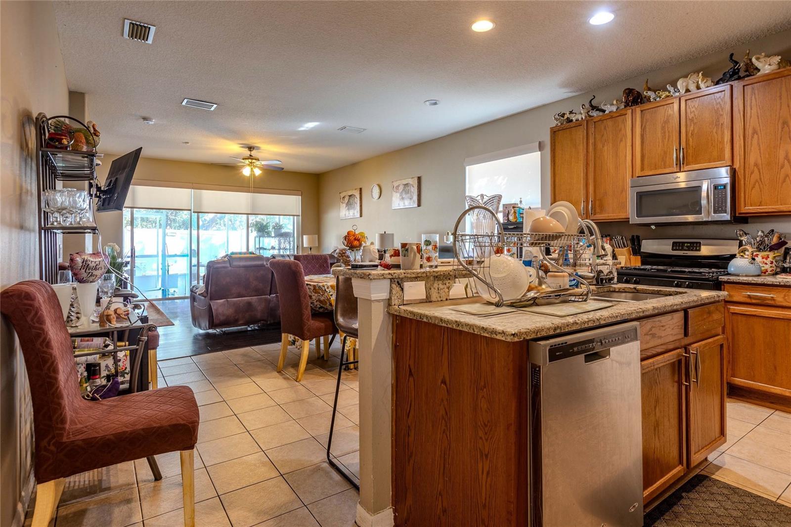 6803 GUILFORD CREST DR