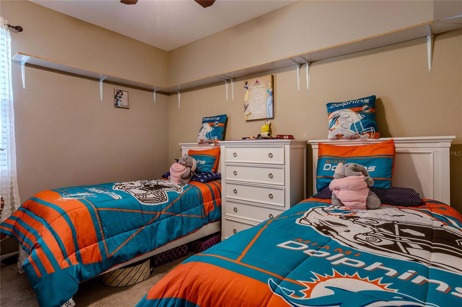 6803 GUILFORD CREST DR