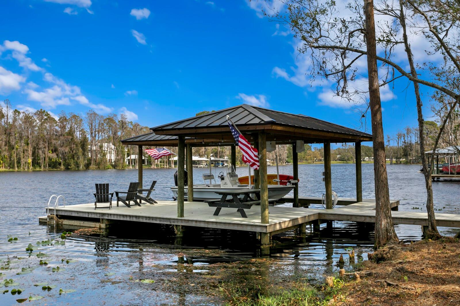 10101 TARPON SPRINGS RD