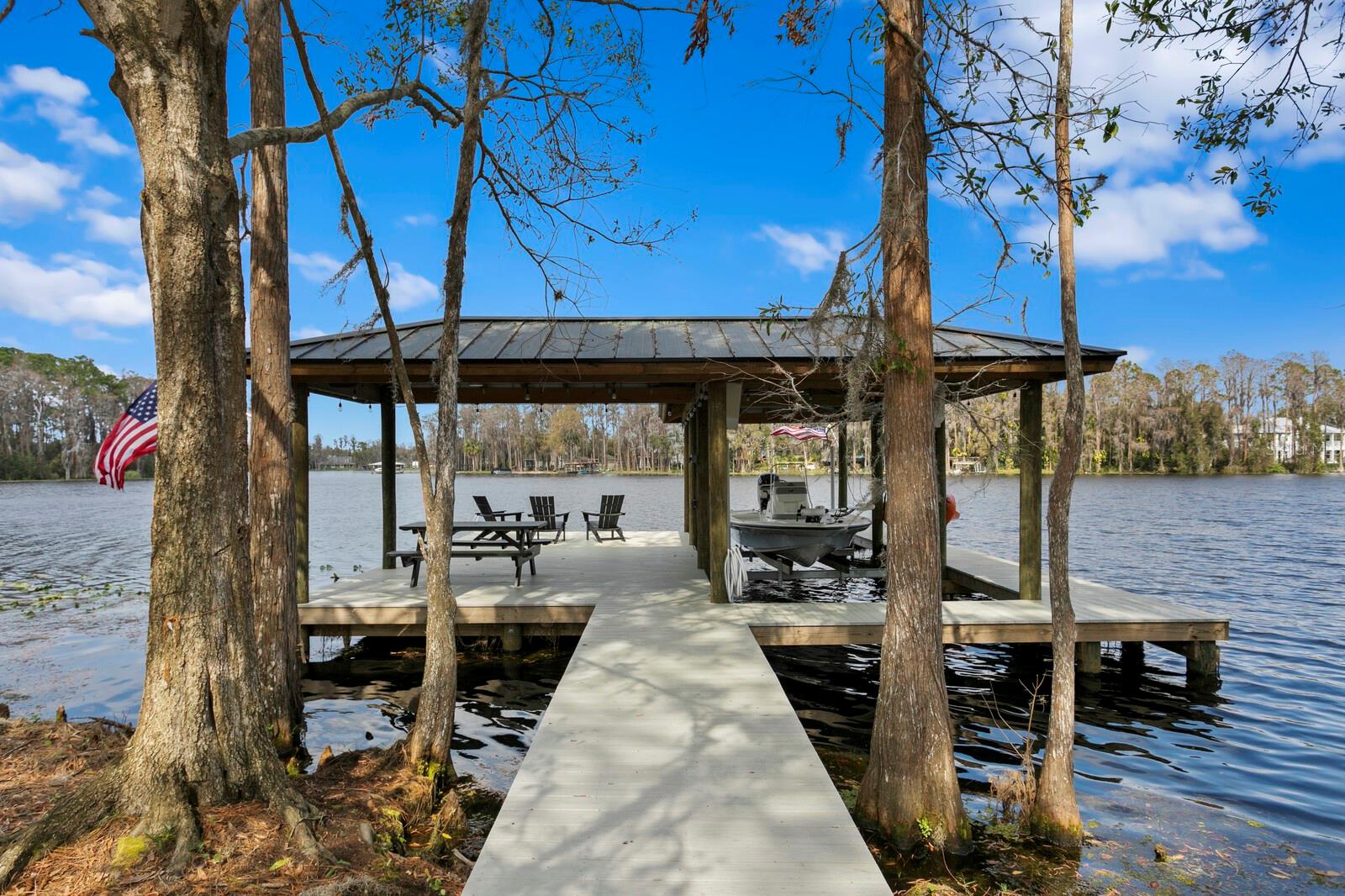 10101 TARPON SPRINGS RD