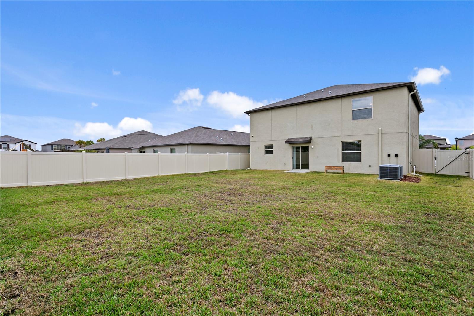 7109 PARADISE ISLAND CT
