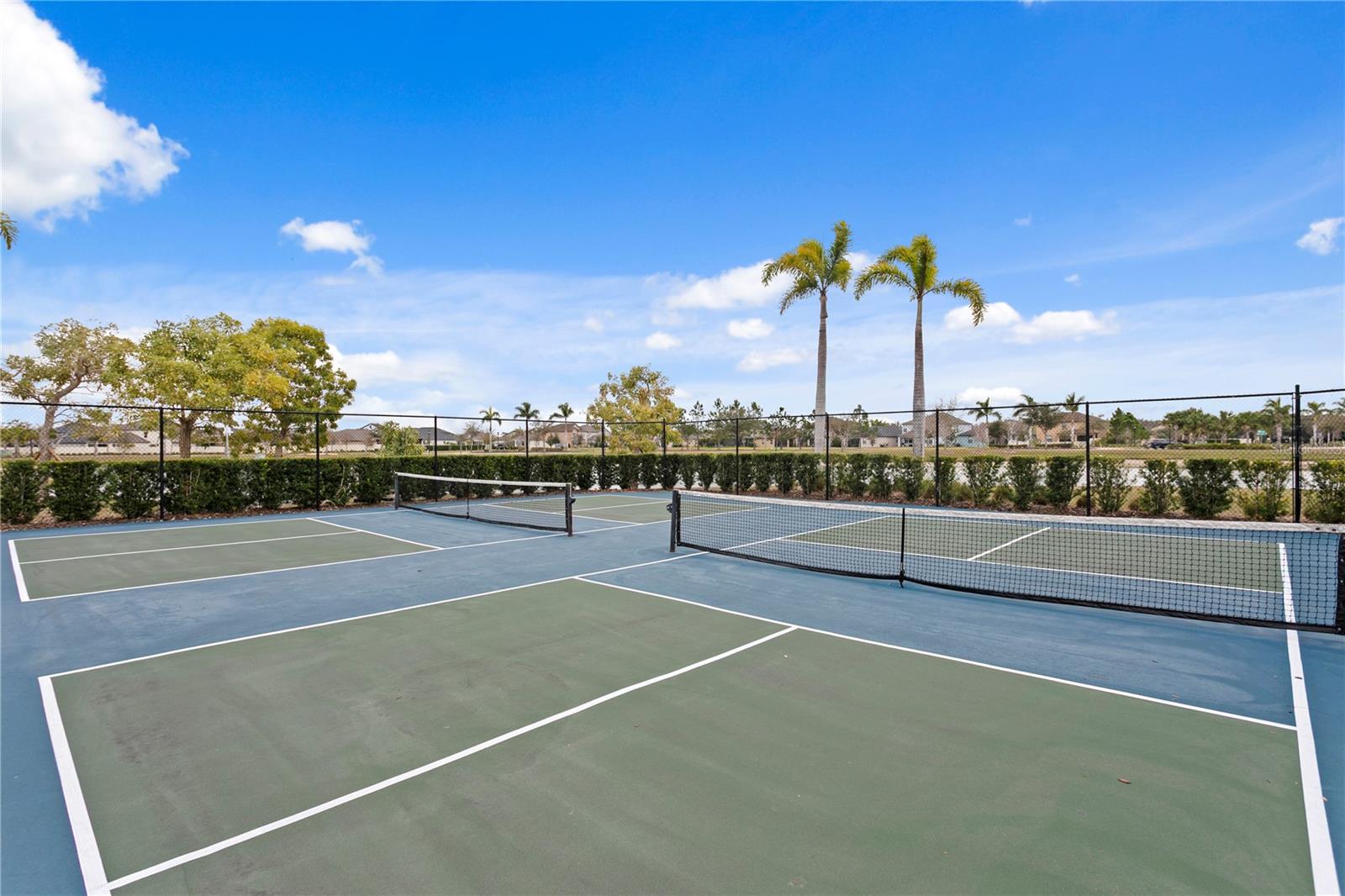 7109 PARADISE ISLAND CT