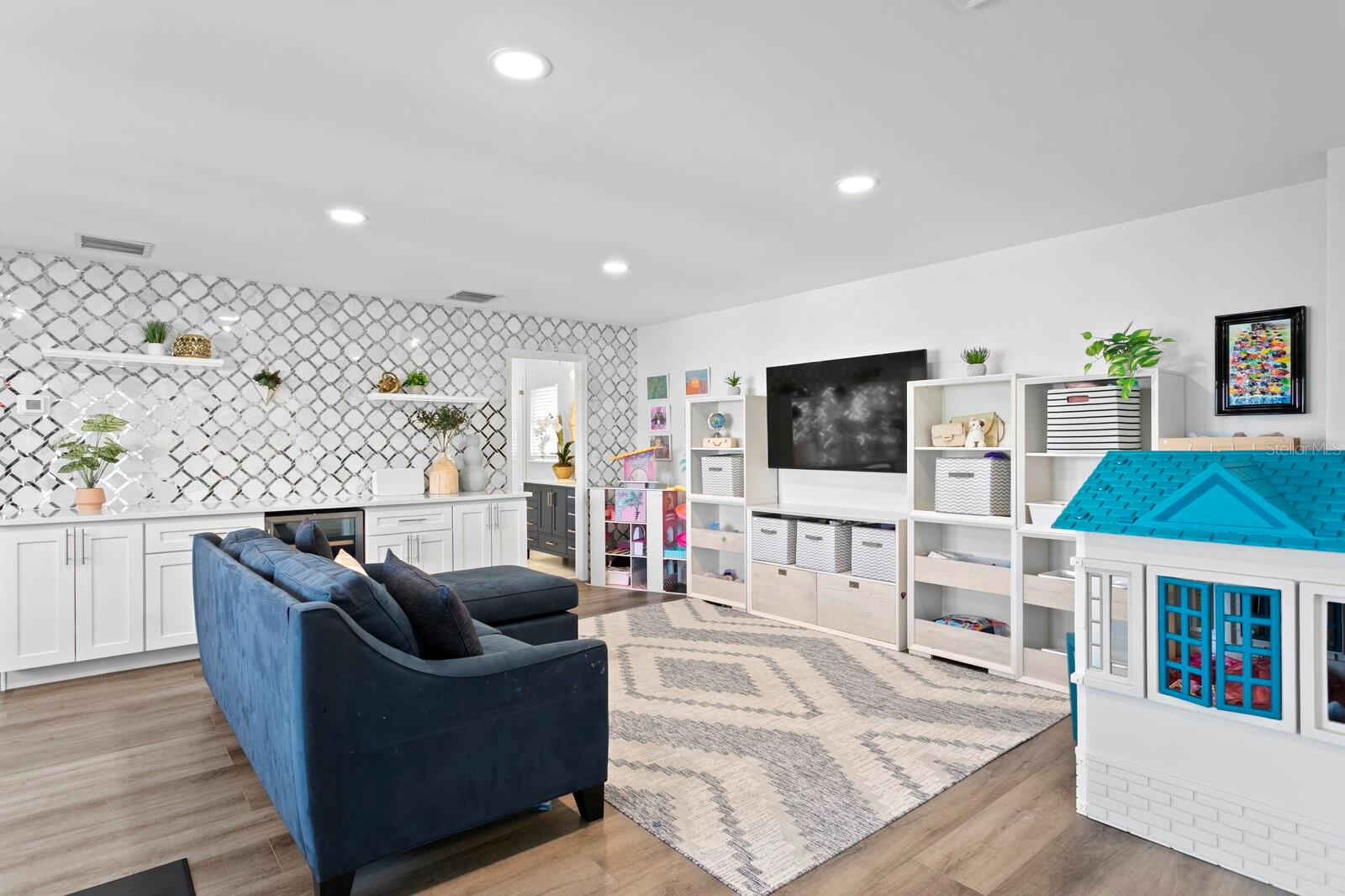 3915 SNAPPER POINTE DR