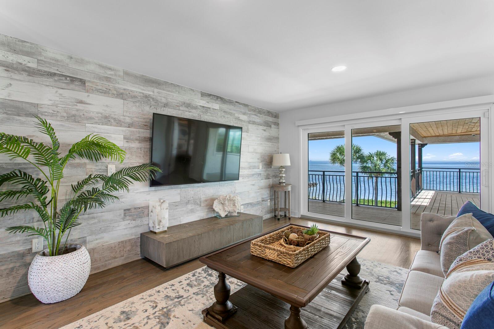 3915 SNAPPER POINTE DR