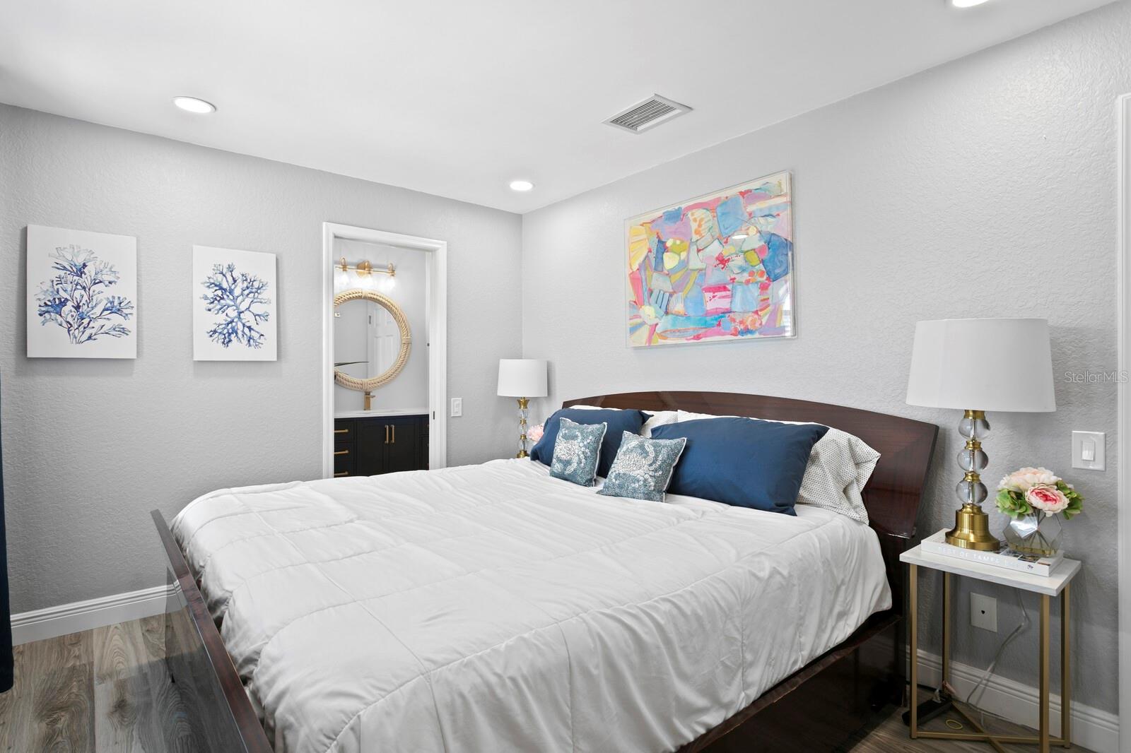 3915 SNAPPER POINTE DR