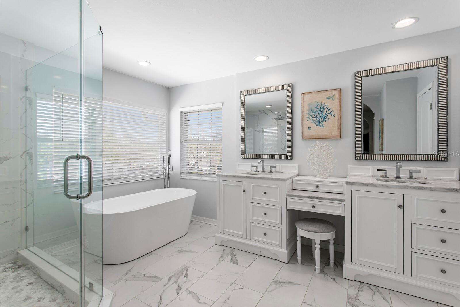 3915 SNAPPER POINTE DR