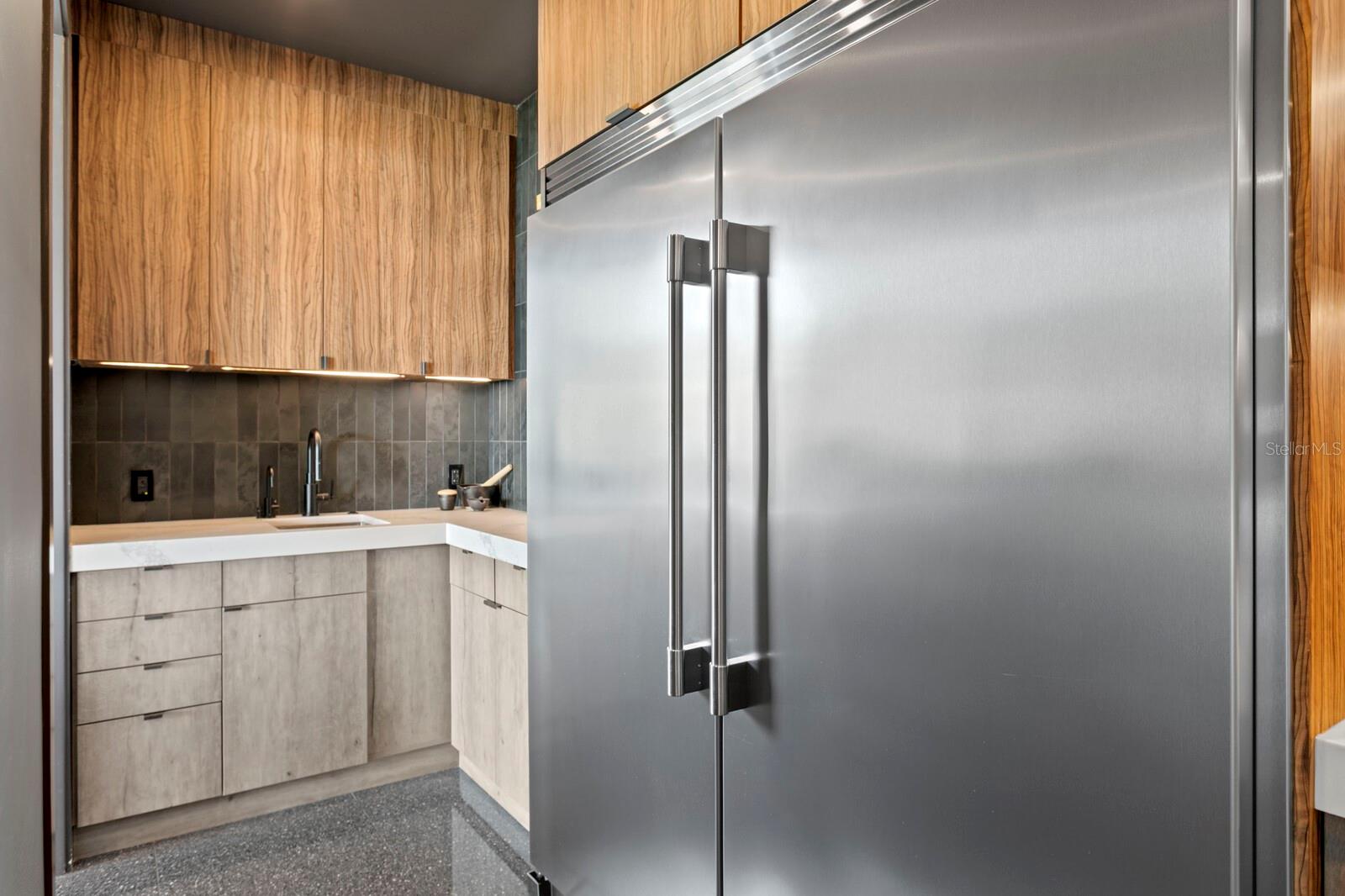 2619 BAYSHORE BLVD #200