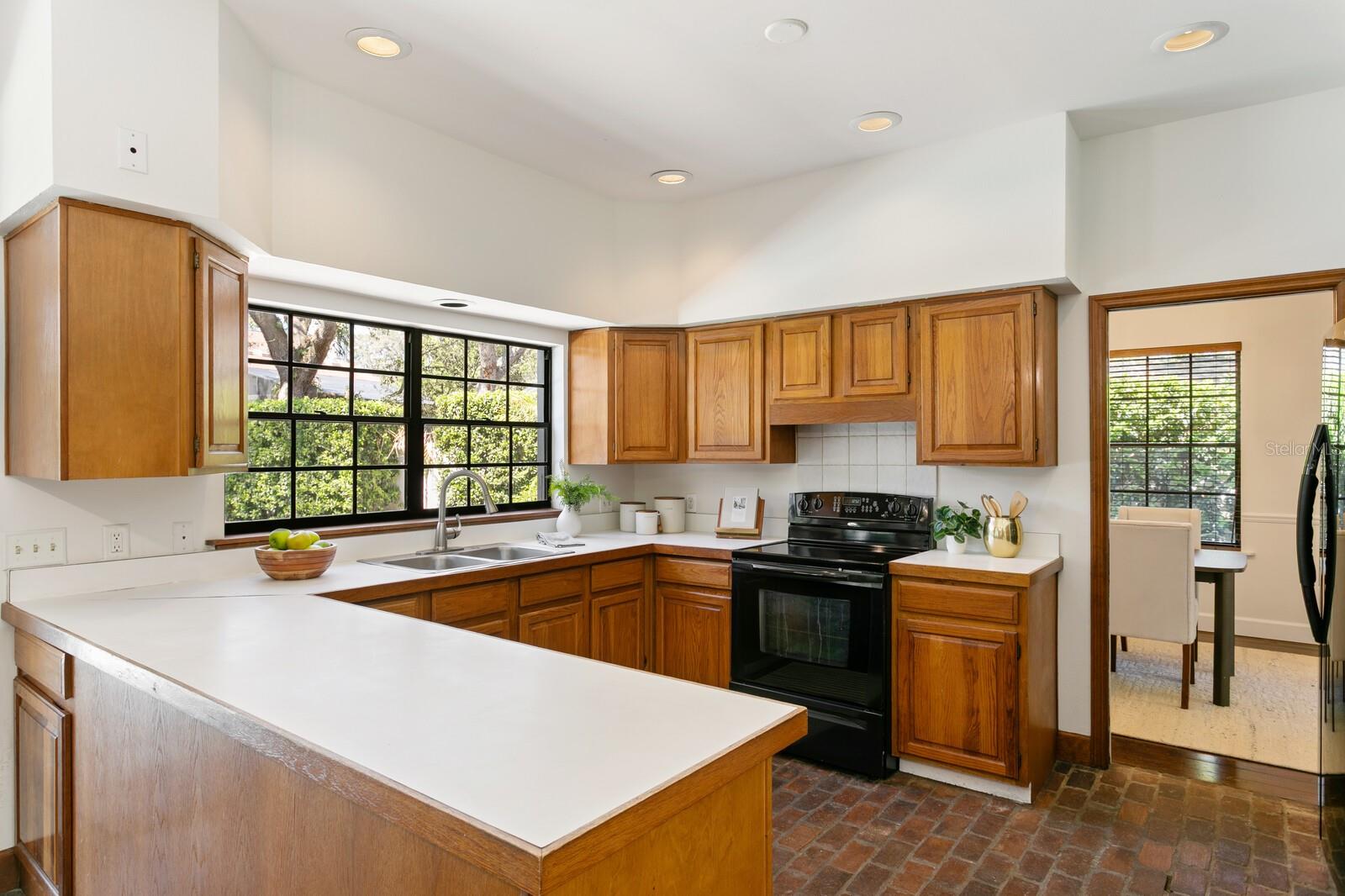 6404 JOSEPHINE ARBOR PL